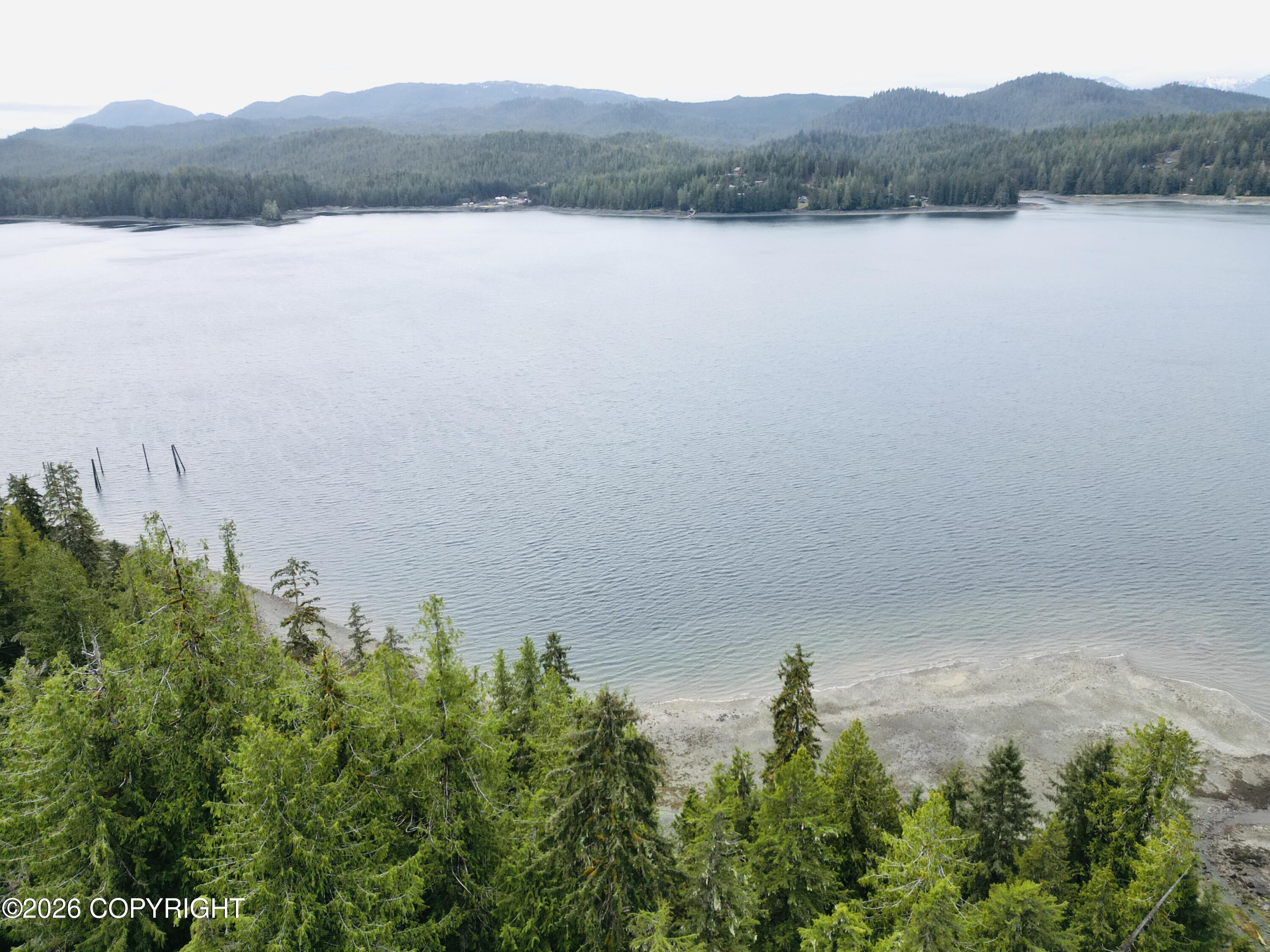 B22 L9 Whale Pass Waterfront Property Photo 7