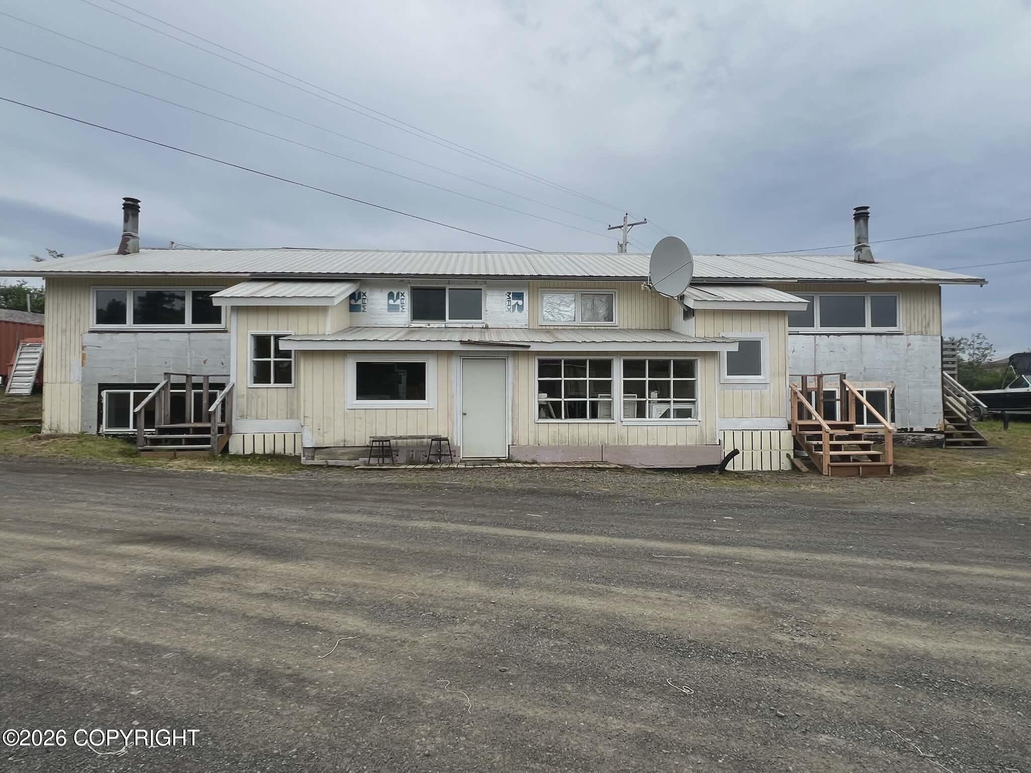 711 Central Avenue Property Photo 1
