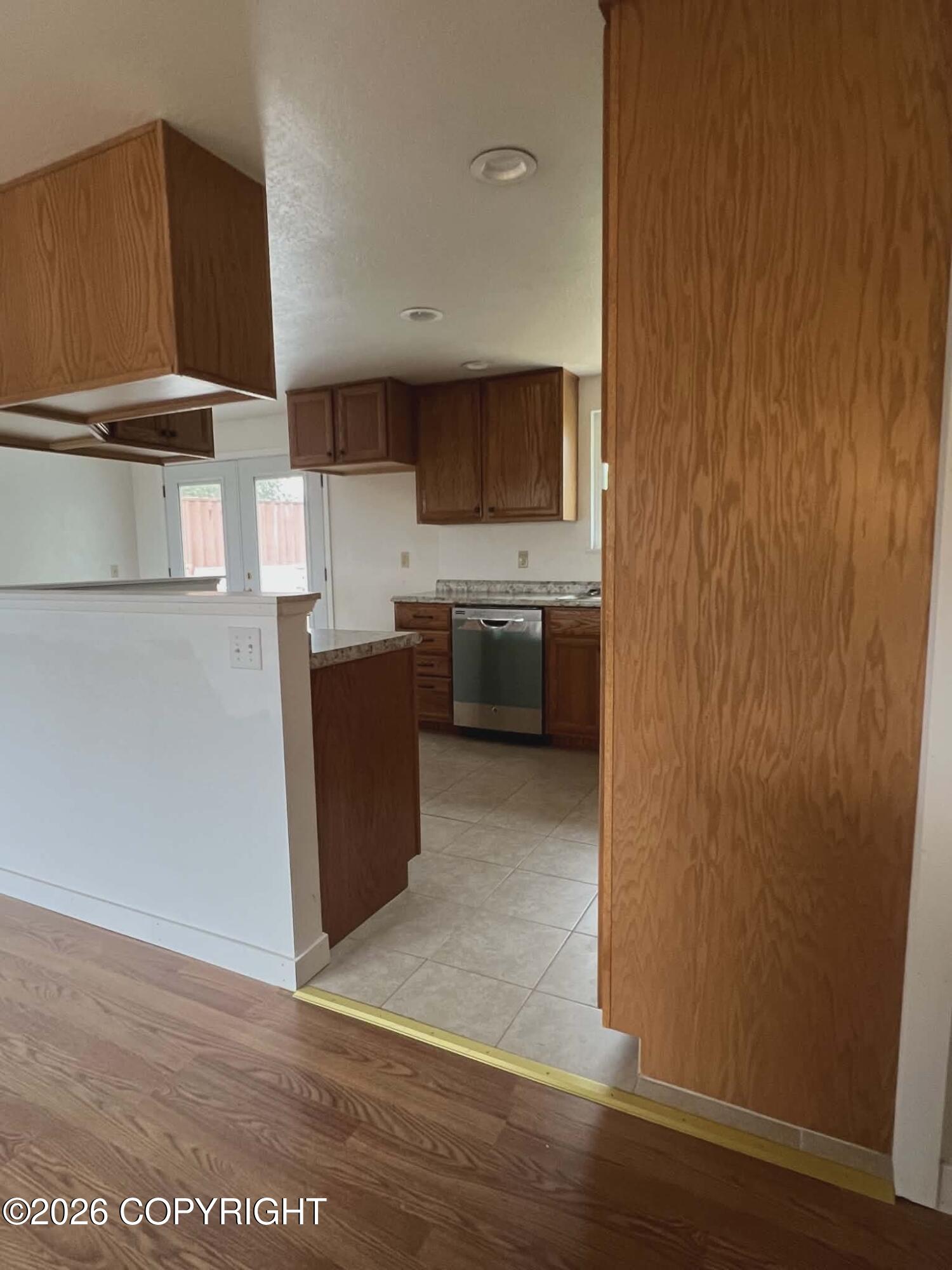 711 Central Avenue Property Photo 5