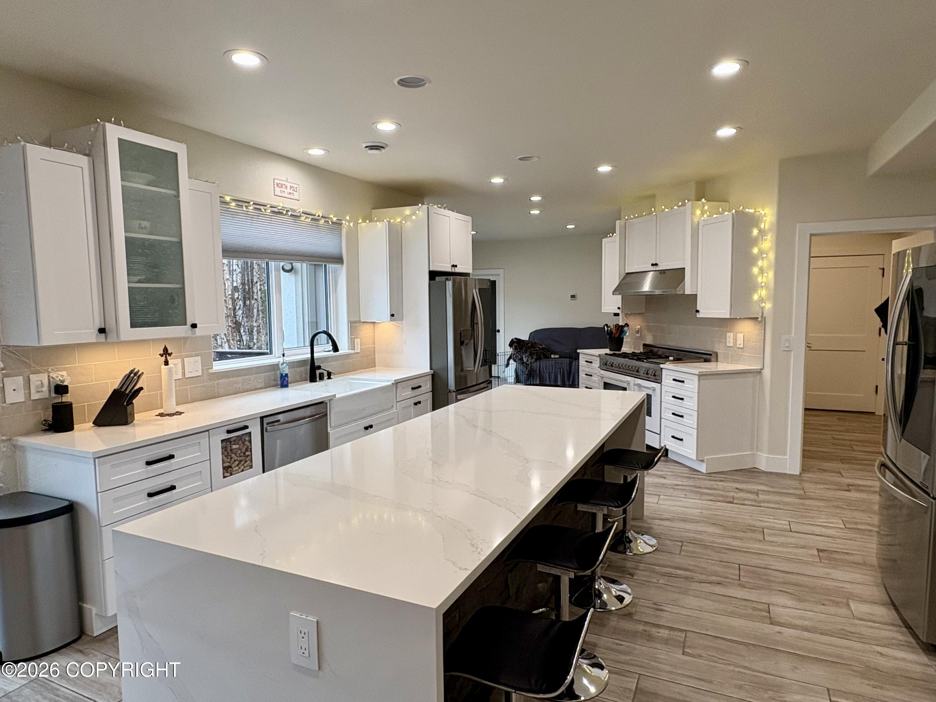 8000 Skyhills Drive Property Photo 13