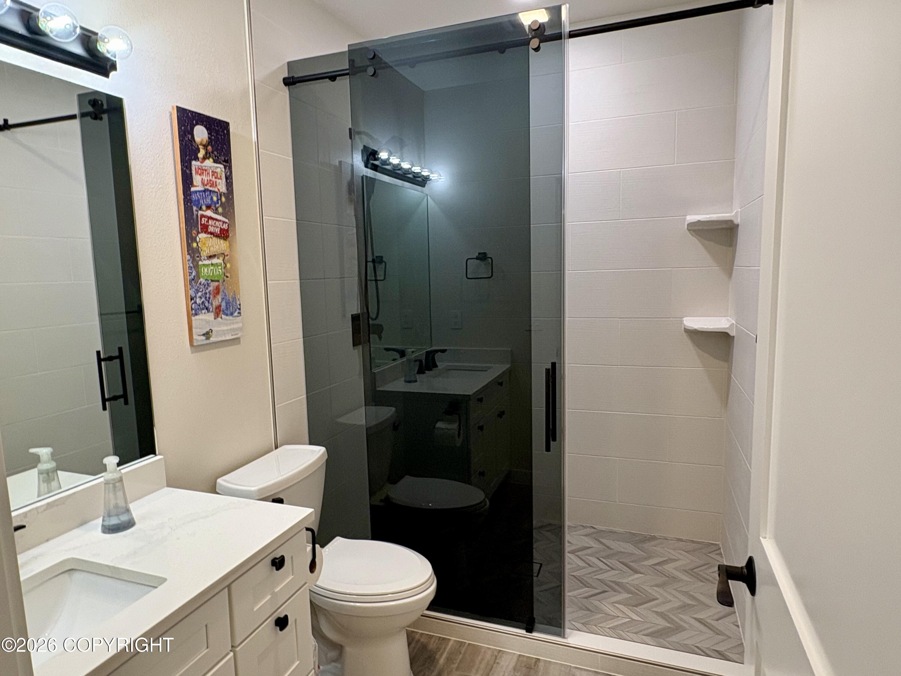 8000 Skyhills Drive Property Photo 17
