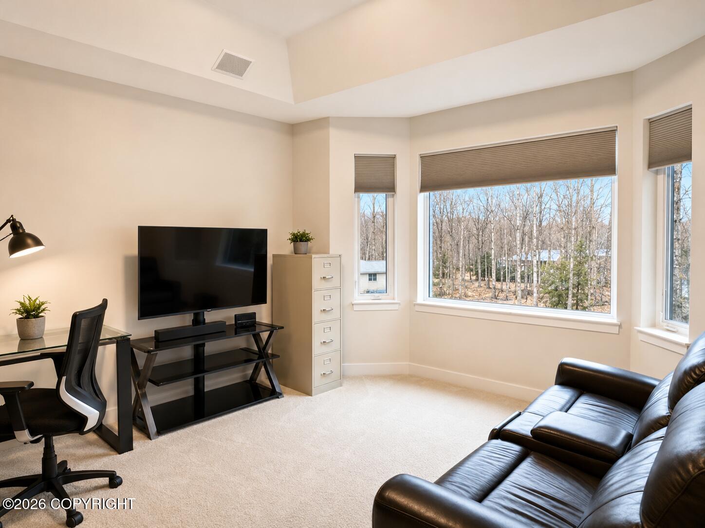 8000 Skyhills Drive Property Photo 26