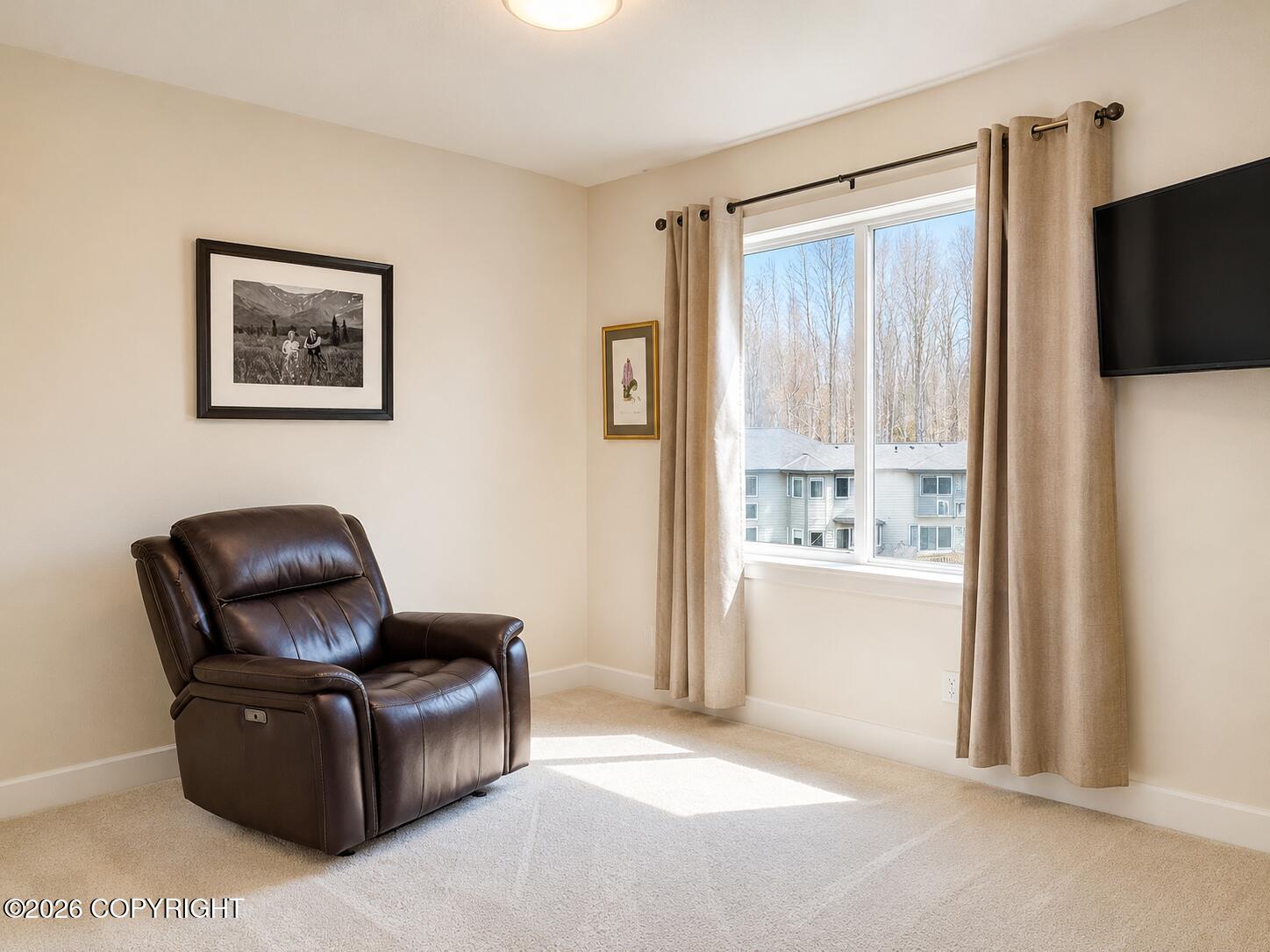 8000 Skyhills Drive Property Photo 33