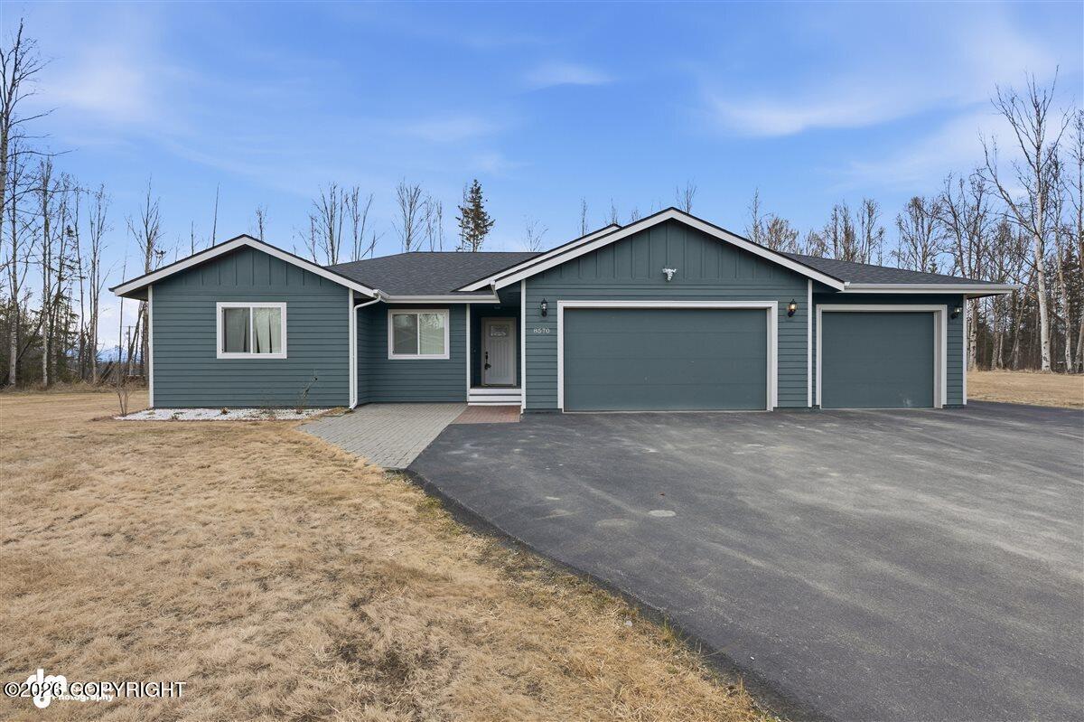 8570 W Bunting Street Property Photo 3