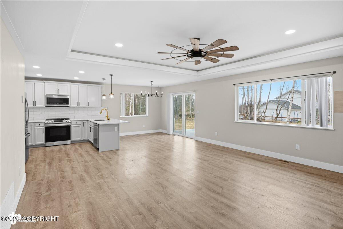 8570 W Bunting Street Property Photo 6