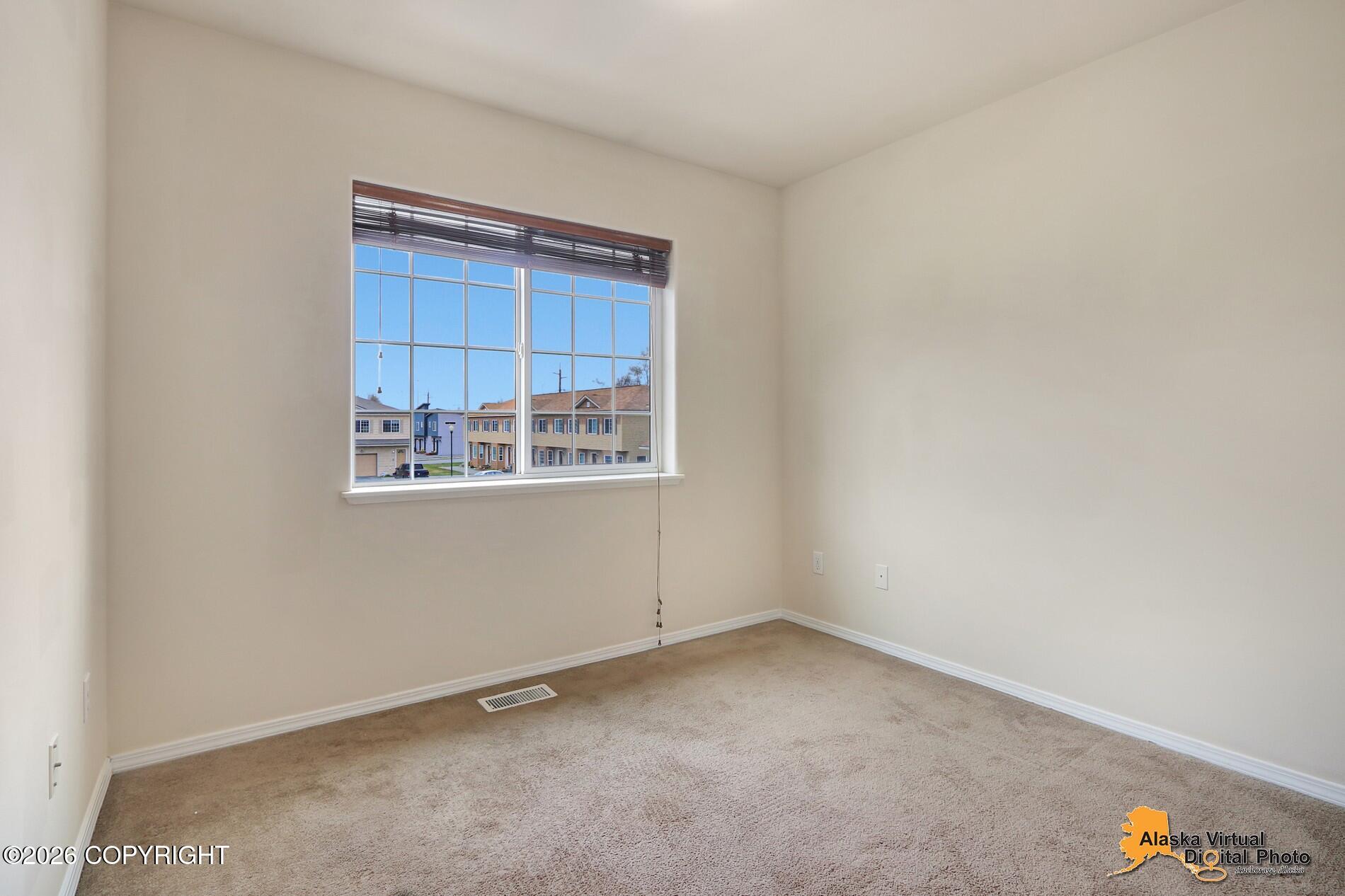 135 Matthew Paul Way #48 Property Photo 20