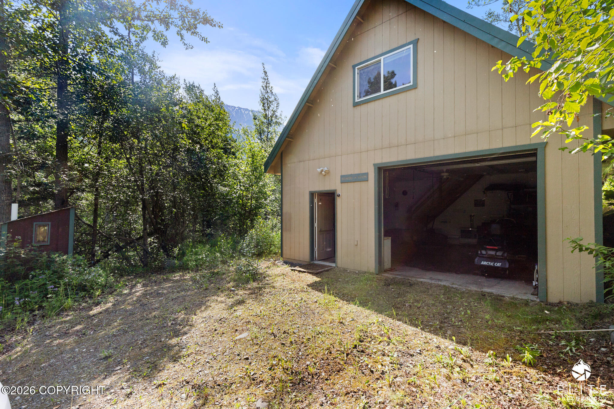 33695 E Oline Circle Property Photo 33
