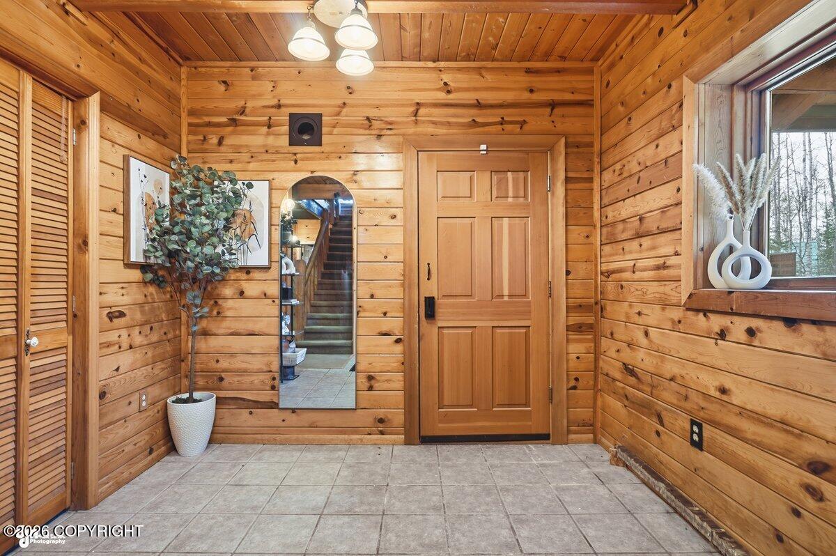 22618 Ursa Major Circle Property Photo 8
