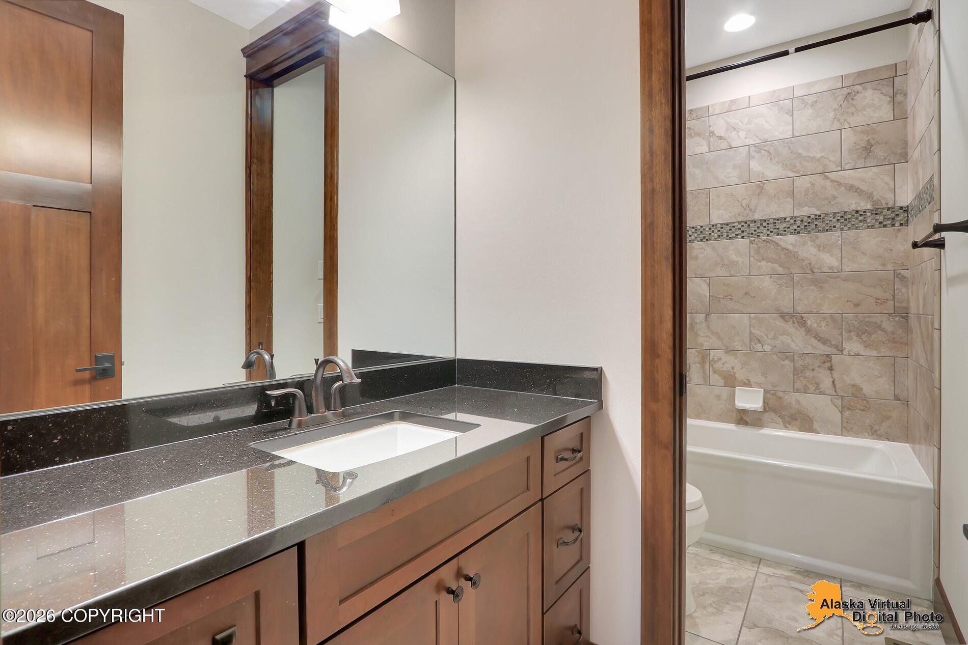 5646 Heritage Heights Drive Property Photo 42