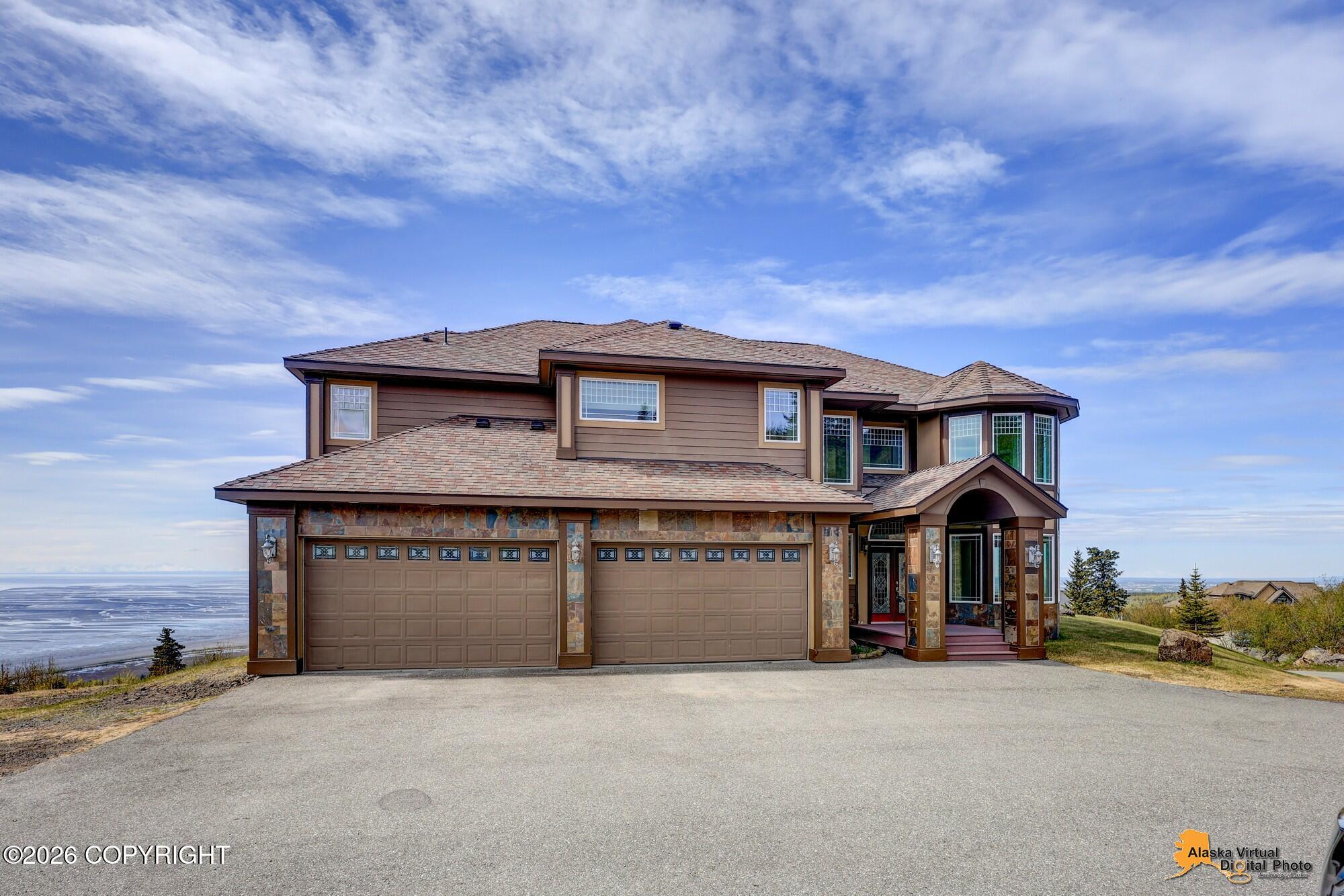 16905 Olena Pointe Circle Property Photo 3