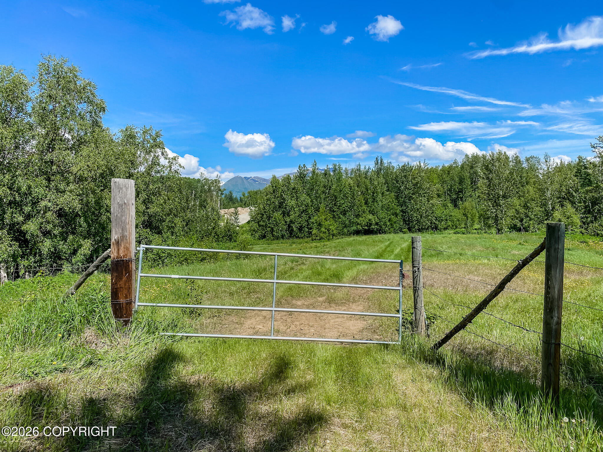 5800 N Cunningham Road Property Photo 13