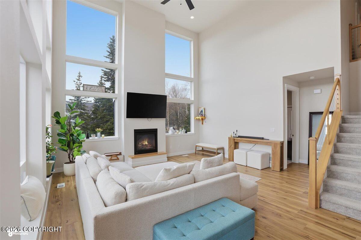 13800 Canyon Road Property Photo 3