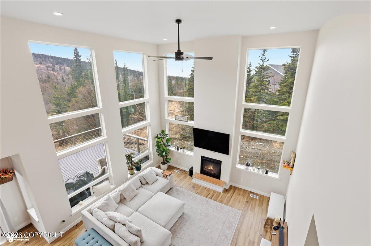 13800 Canyon Road Property Photo 8