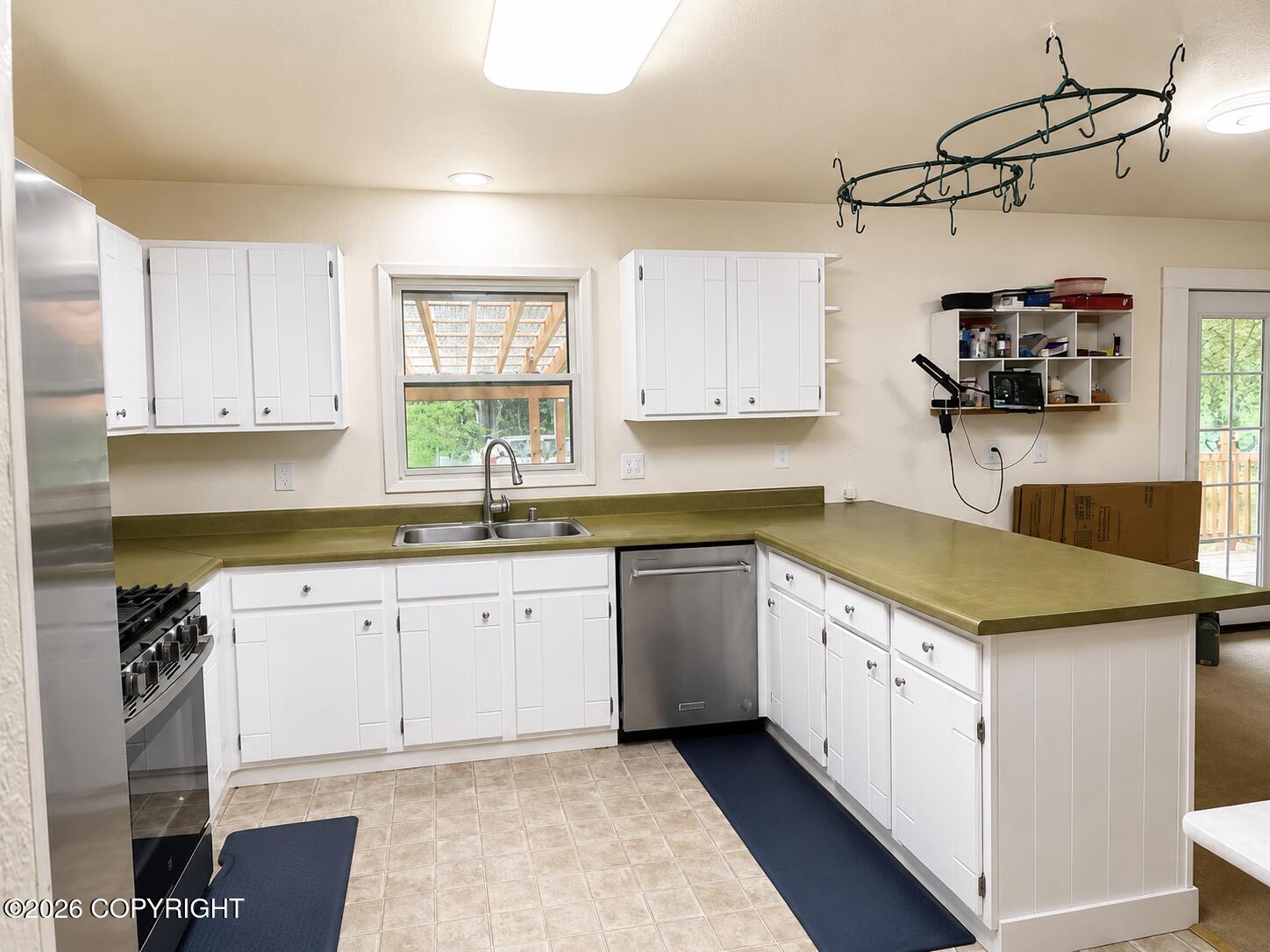 2161 S Cotten Drive Property Photo 14
