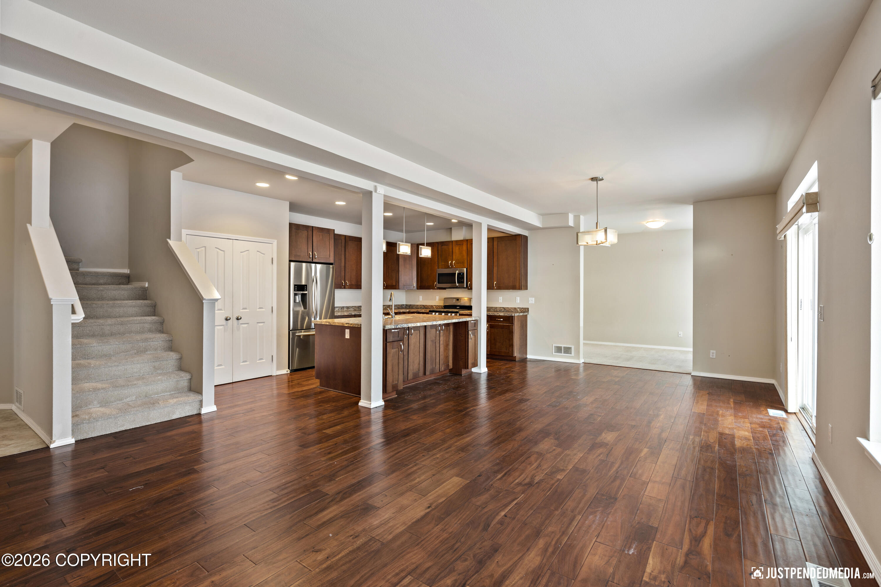 1007 Northpointe Bluff Drive Property Photo 9
