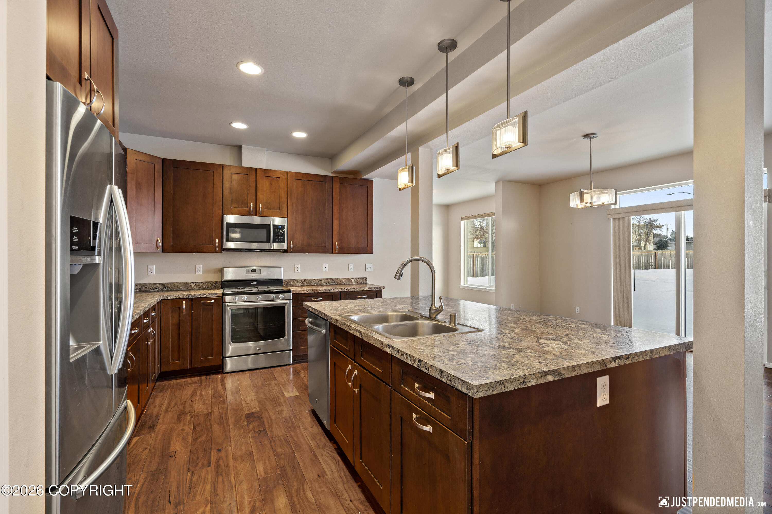 1007 Northpointe Bluff Drive Property Photo 11