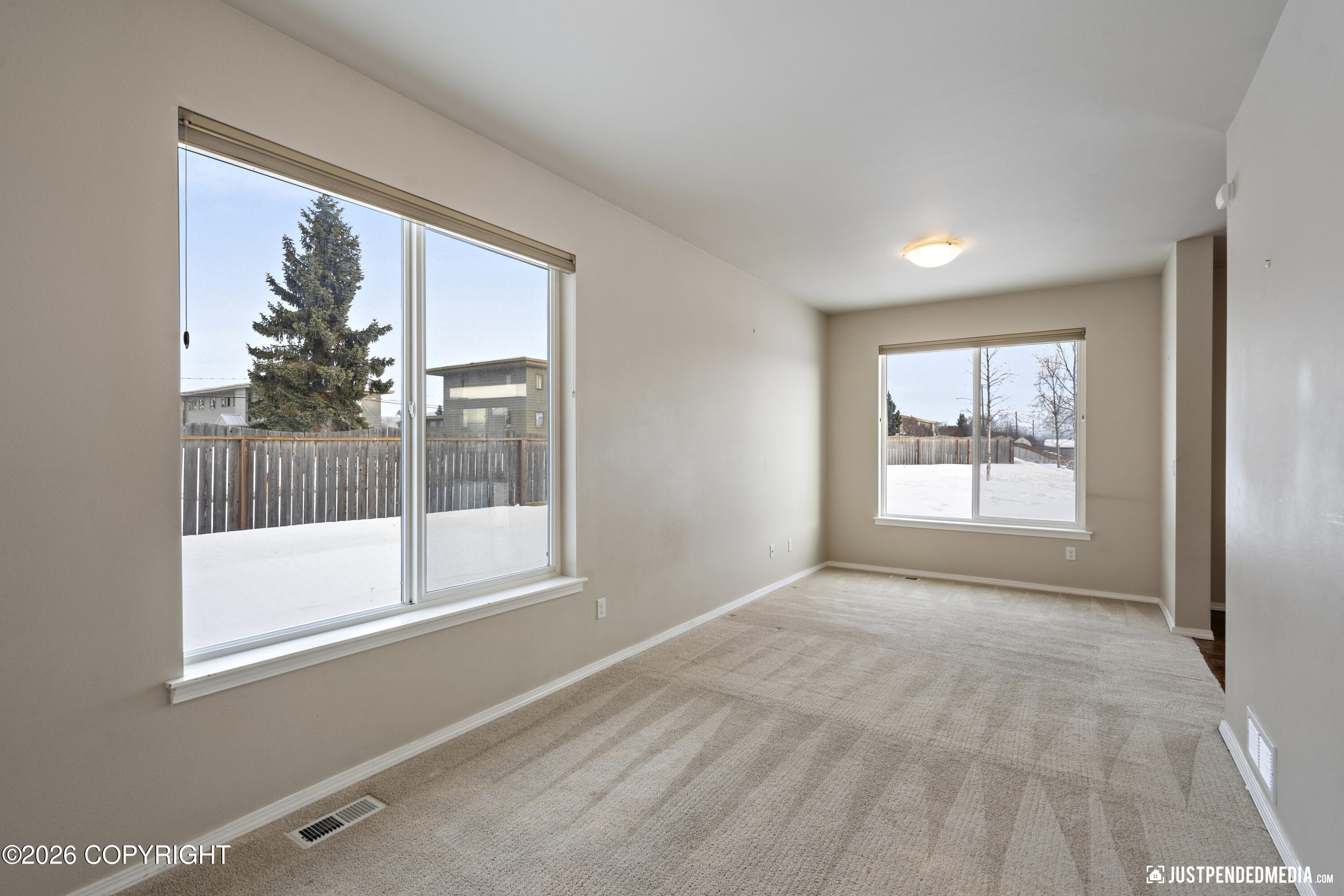 1007 Northpointe Bluff Drive Property Photo 16