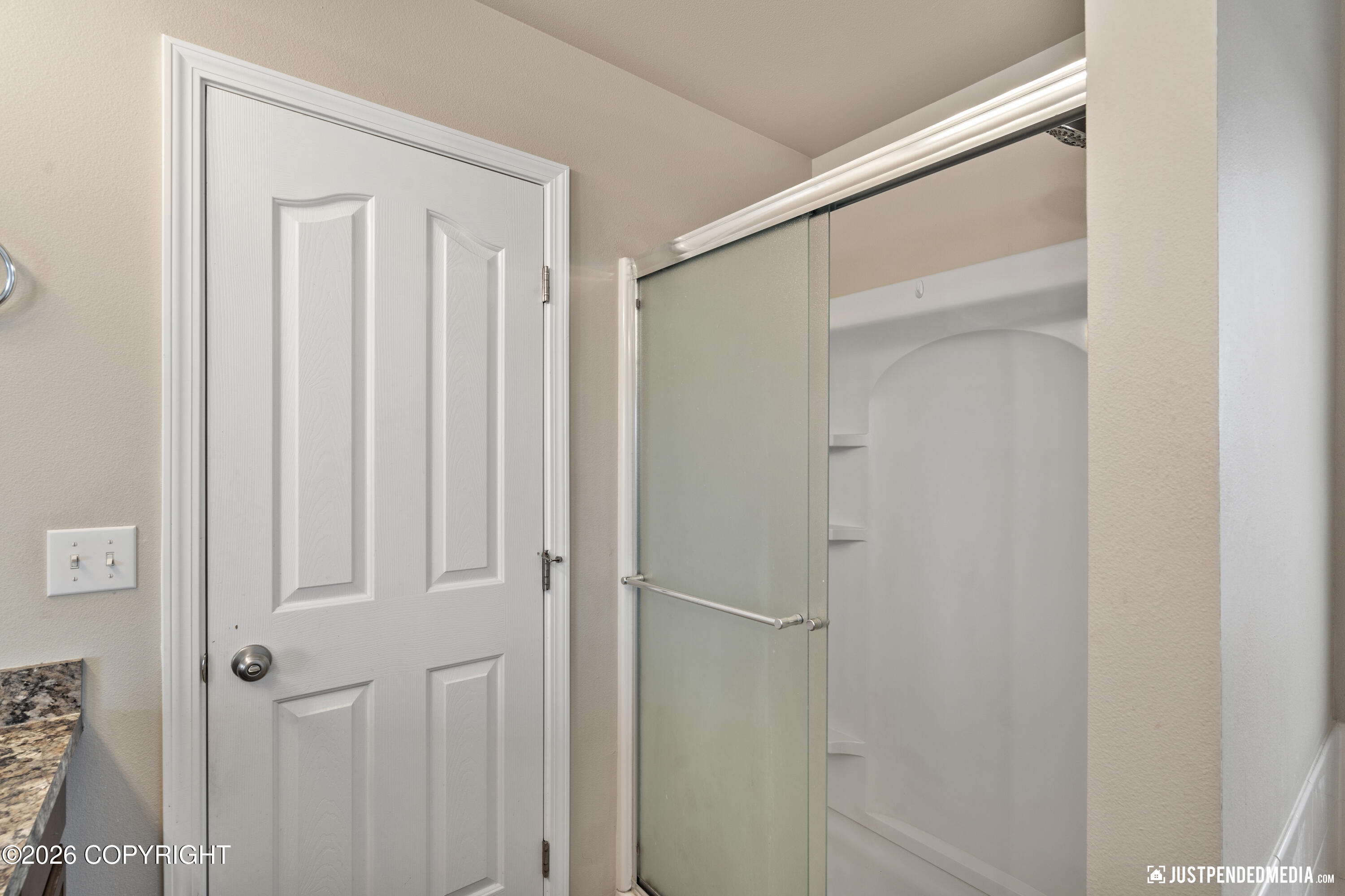 1007 Northpointe Bluff Drive Property Photo 29