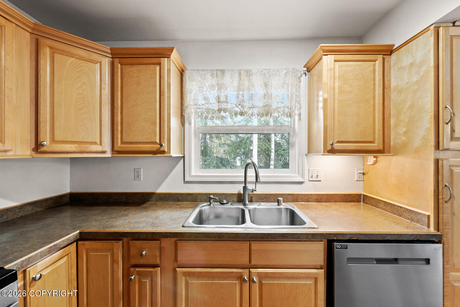 10331 Genora Street Property Photo 8