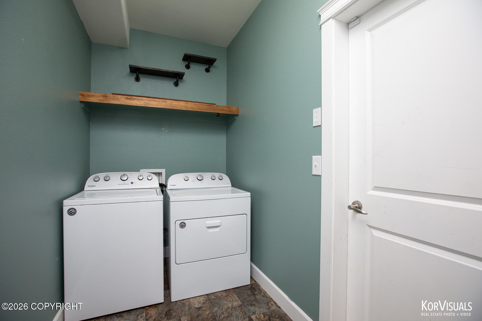 945 S Arza Circle Property Photo 21