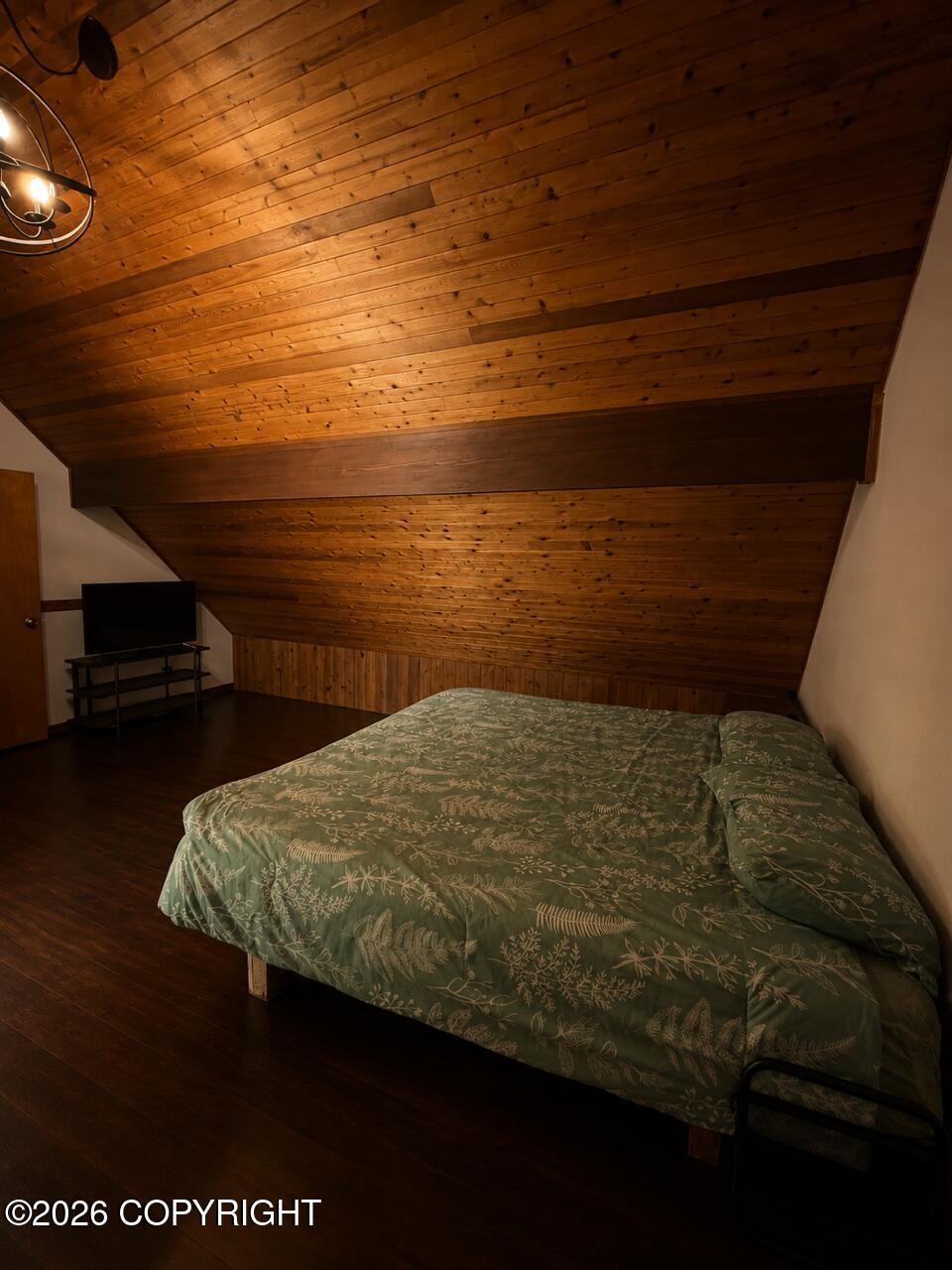 433 E Michael Street Property Photo 7