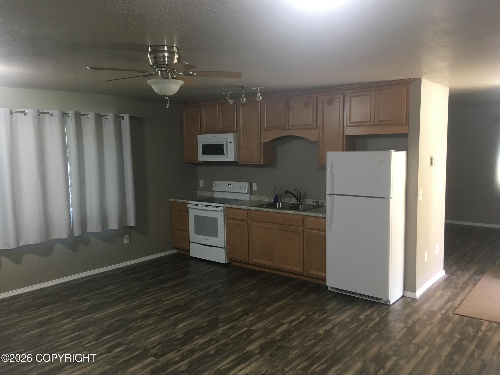 1585 Triple H Road Property Photo 6