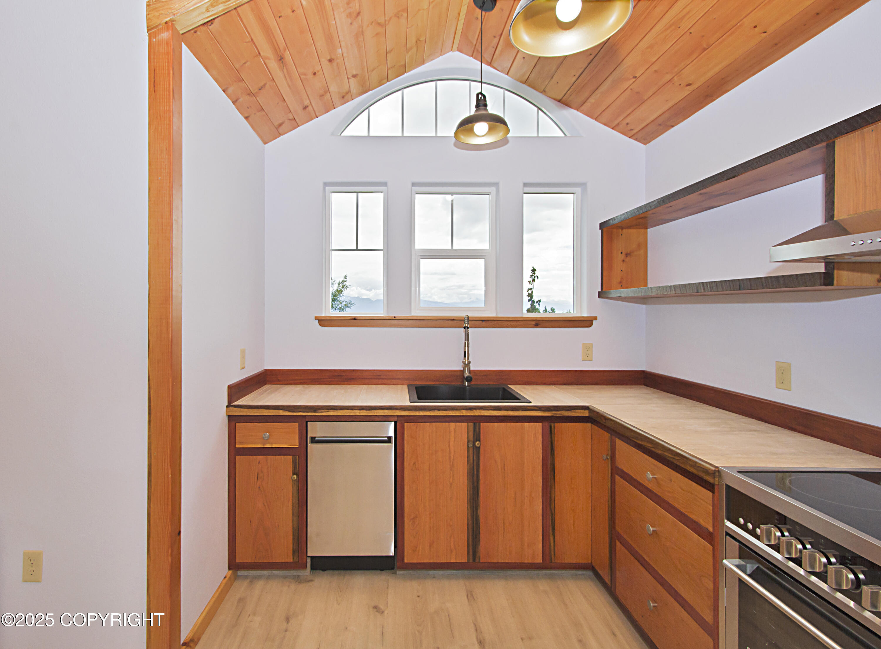 38834 Triple Crown Road Property Photo 9