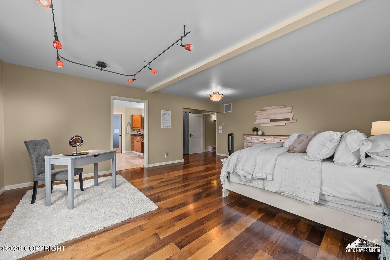 3840 Delwood Place Property Photo 47