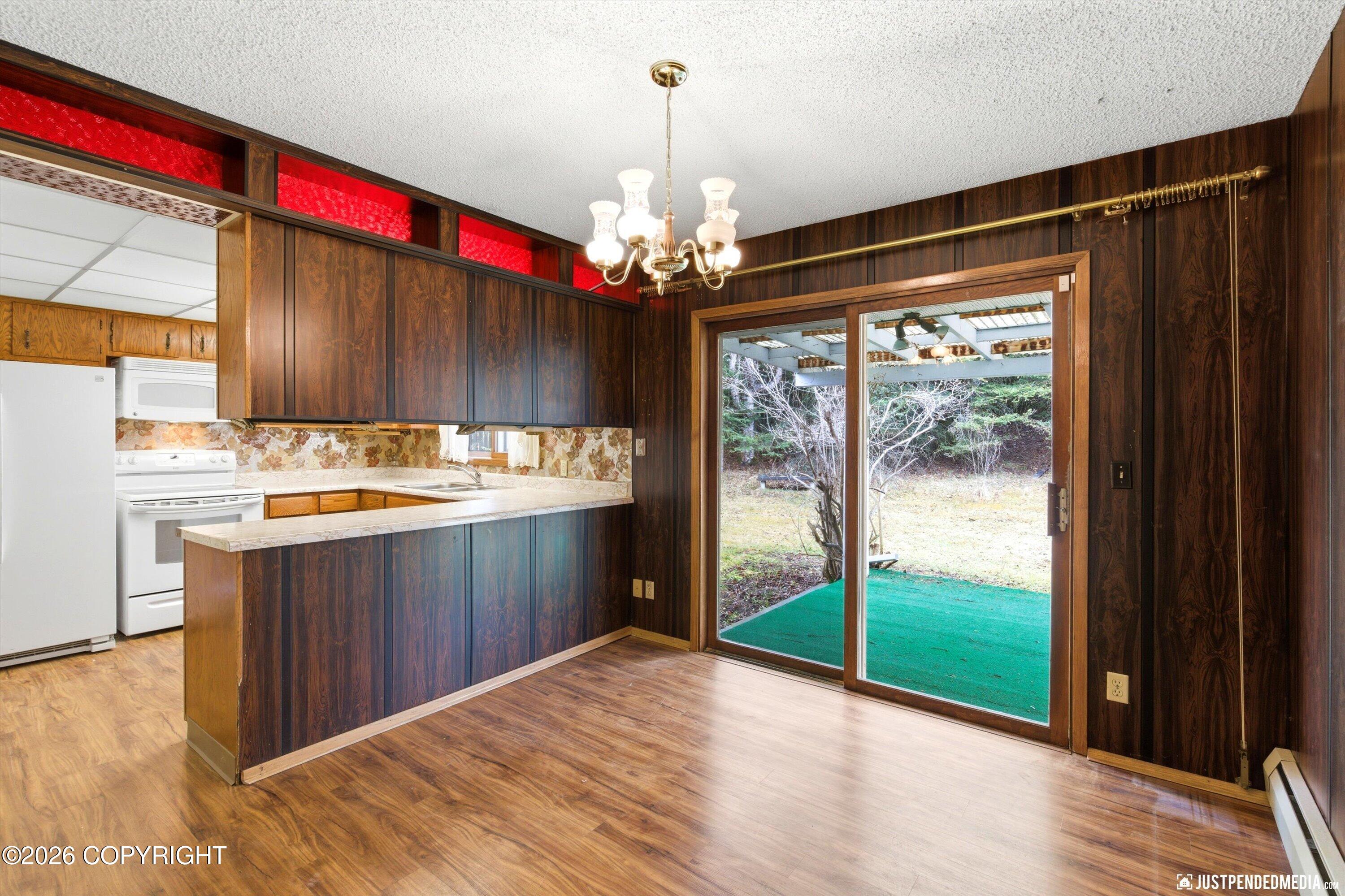 11901 Hillside Drive Property Photo 11