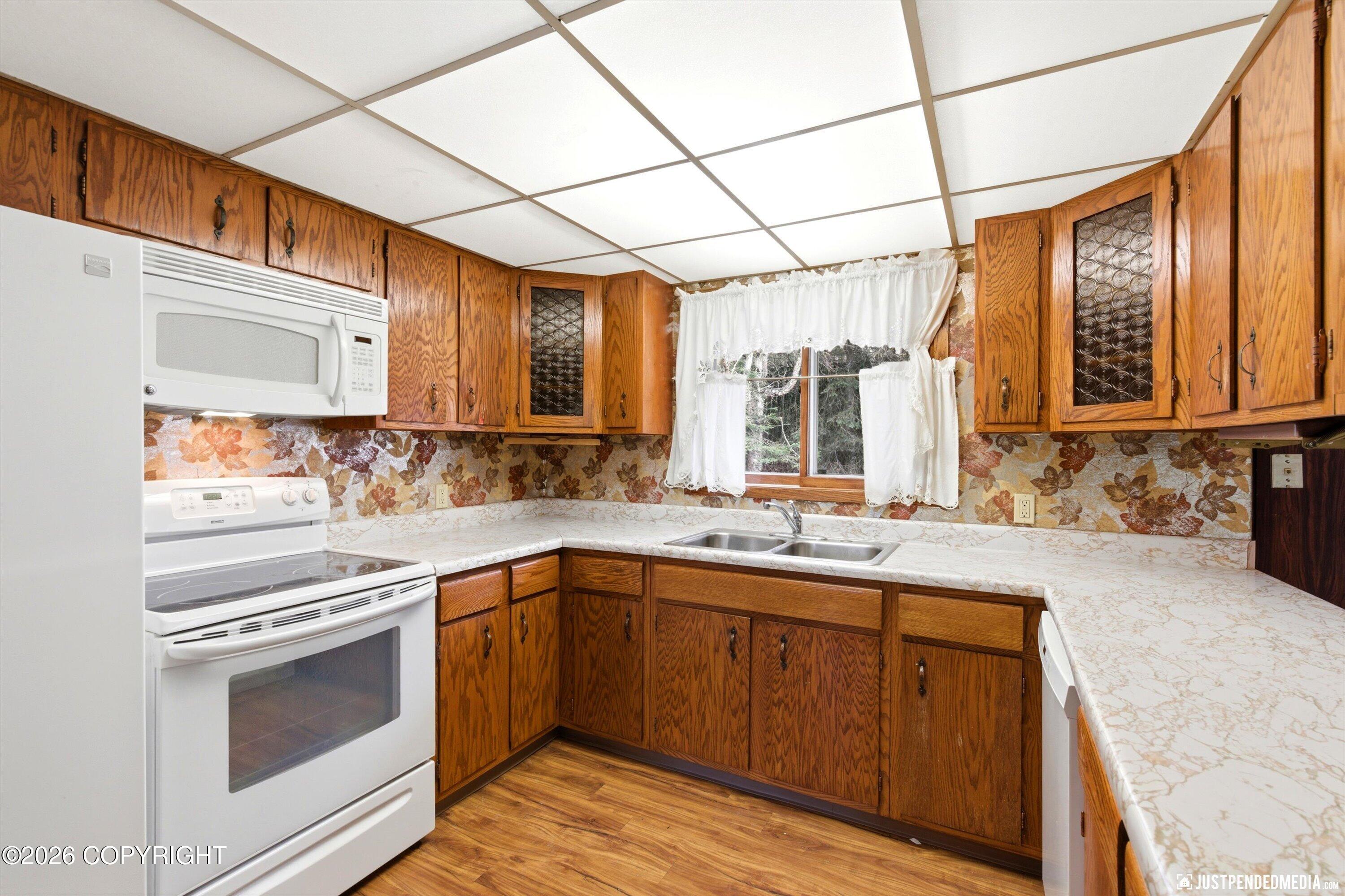 11901 Hillside Drive Property Photo 12