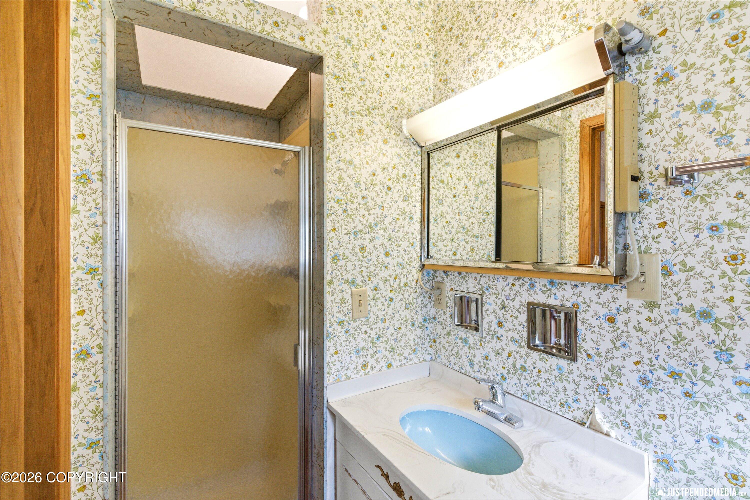 11901 Hillside Drive Property Photo 16