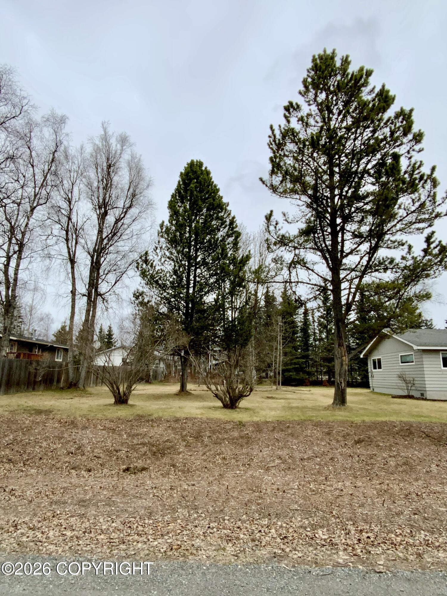 214 E Beluga Avenue Property Photo 4
