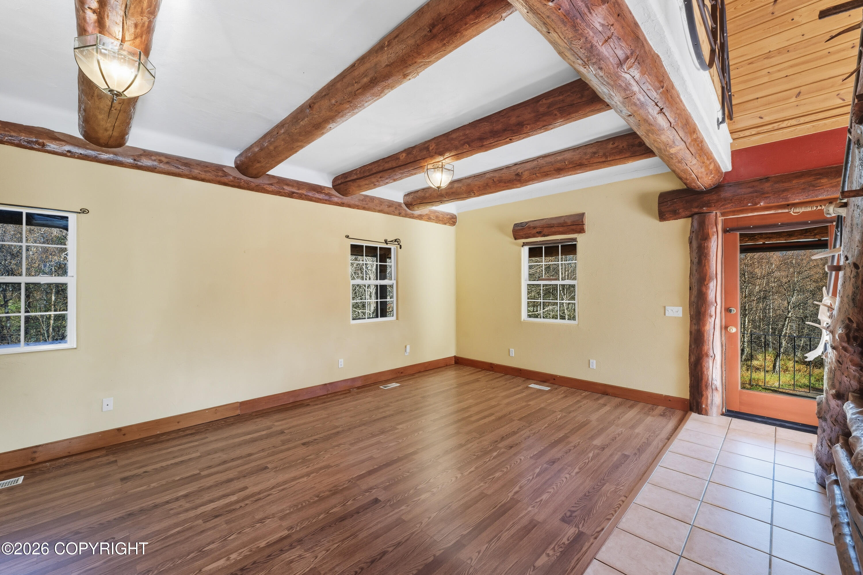 2300 N Laurel Drive Property Photo 14