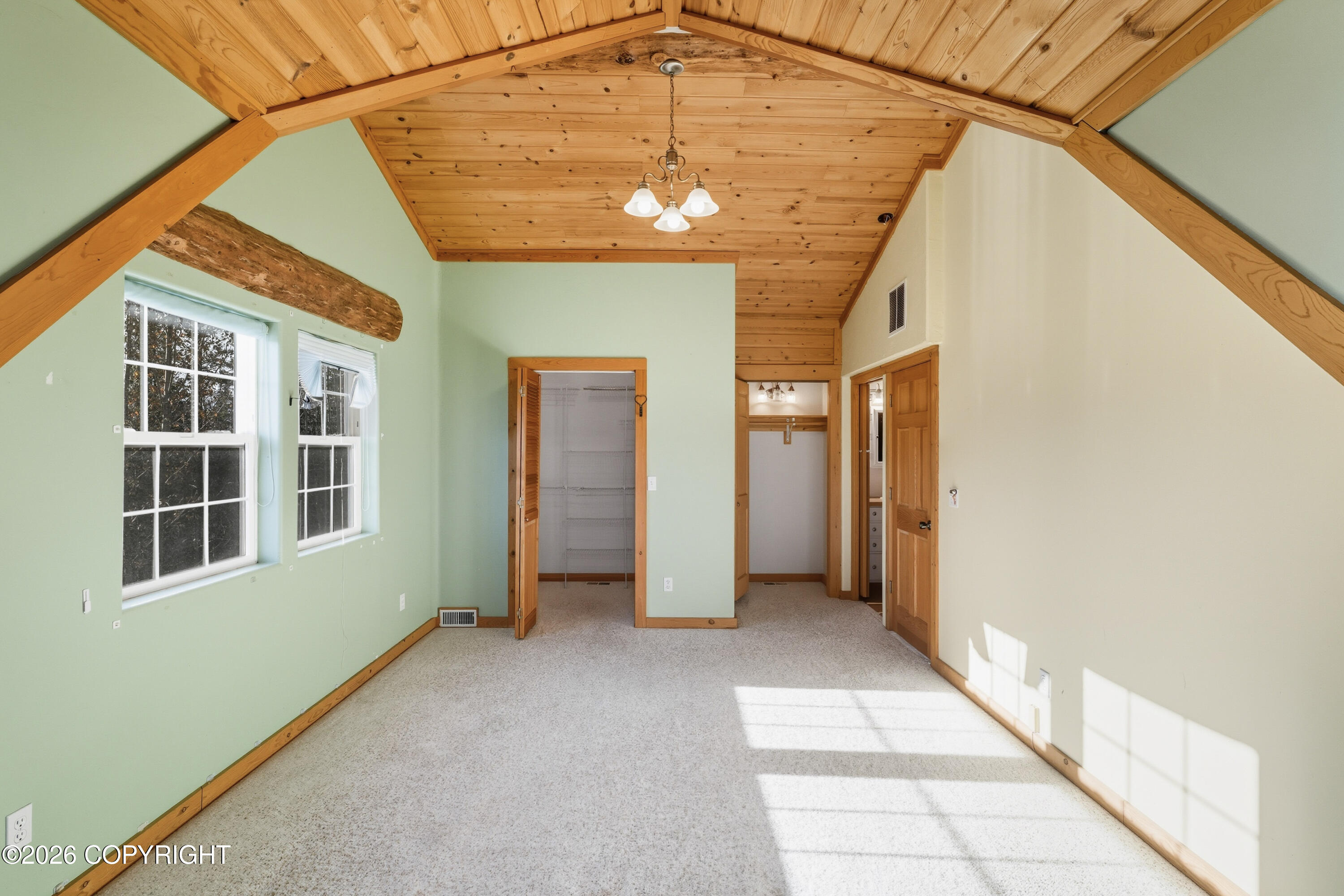 2300 N Laurel Drive Property Photo 18