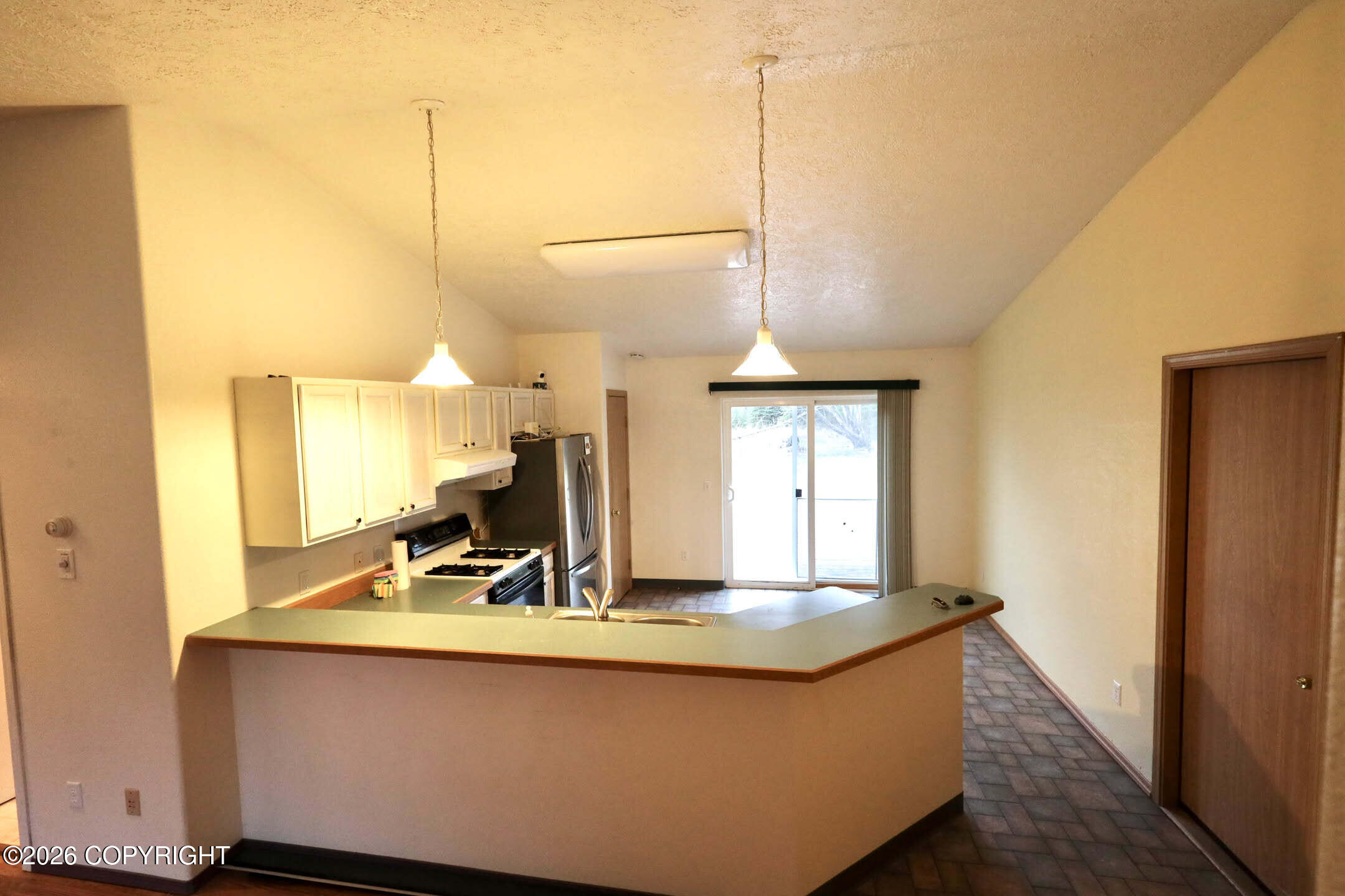 1604 Second Avenue Property Photo 7