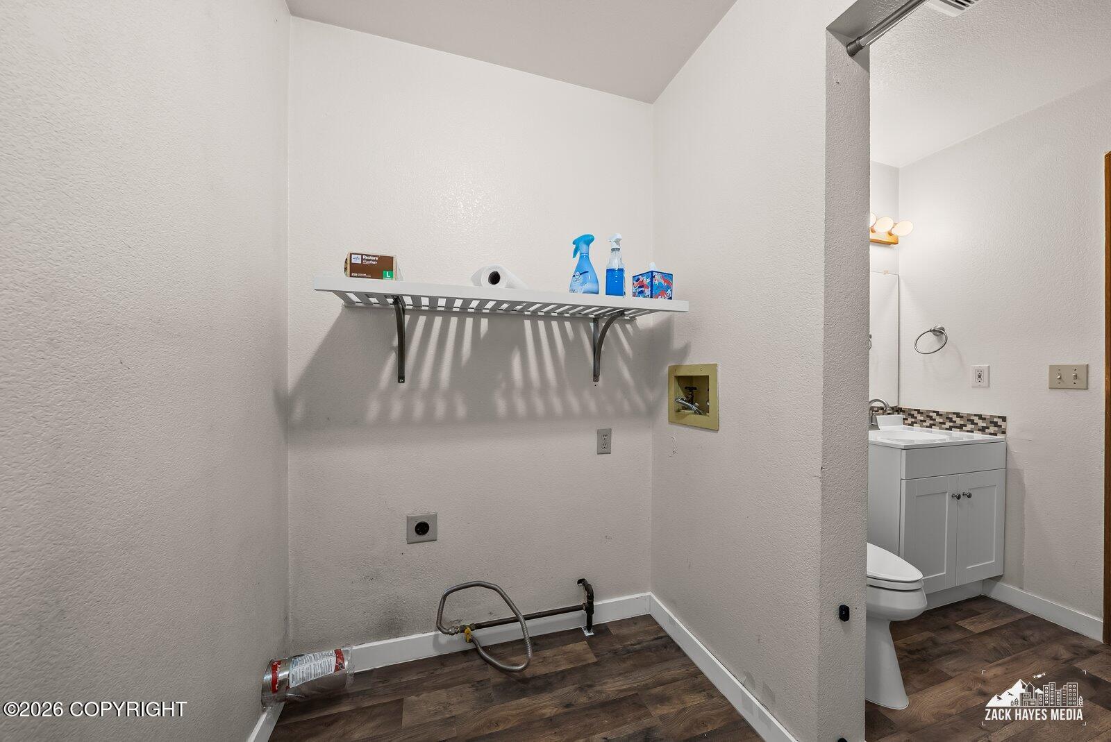 6910 Ryan Court Property Photo 33