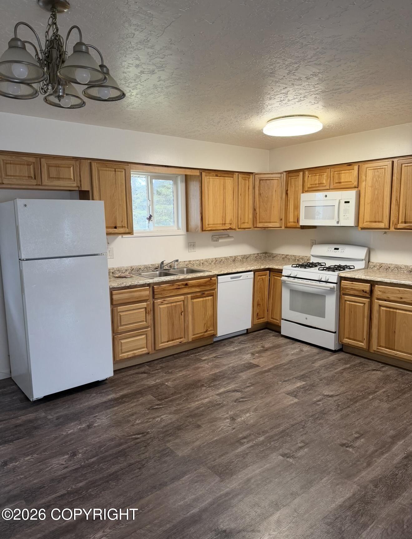 353 N Fireweed Street Property Photo 7