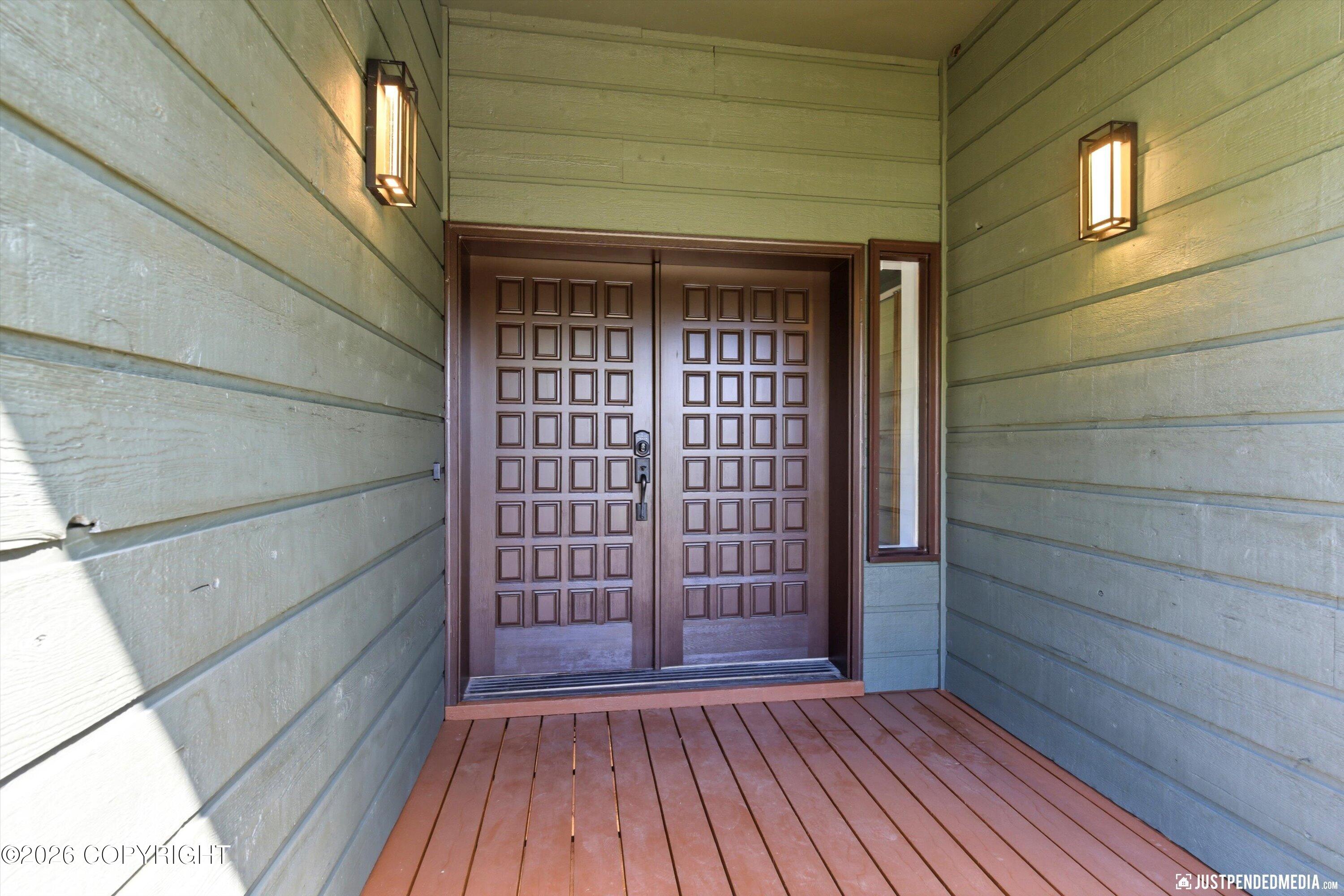 401 N Westcove Drive Property Photo 9