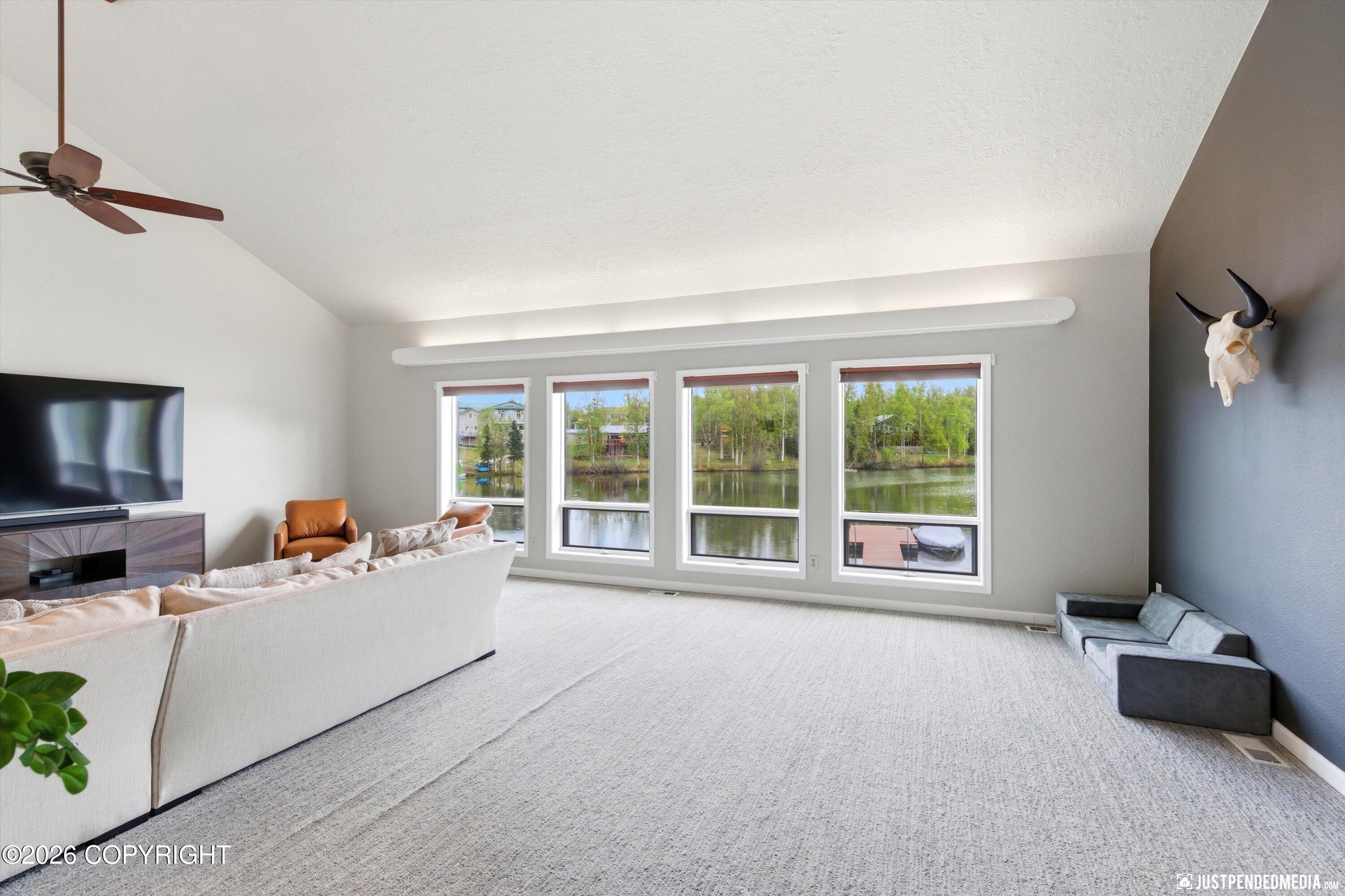 401 N Westcove Drive Property Photo 14