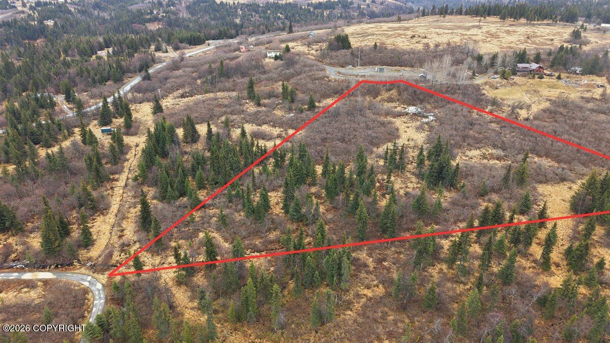 65251 Wagon Road Property Photo 12