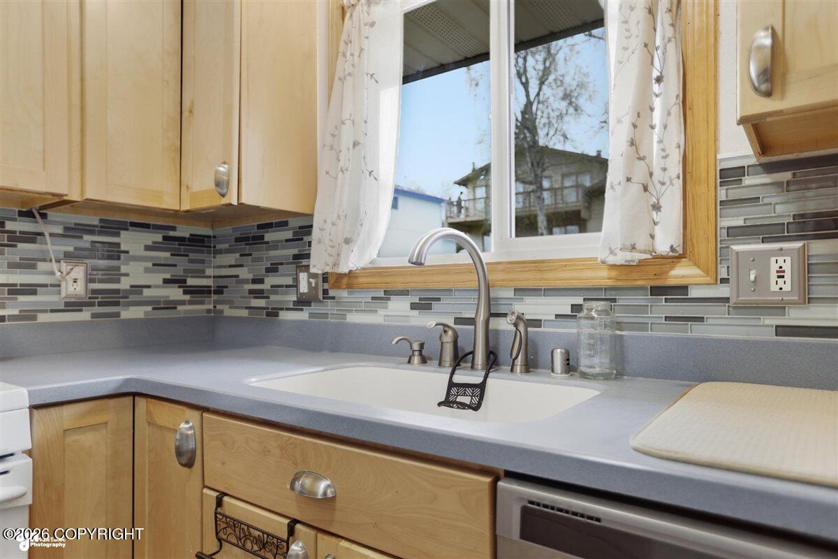 827 Norman Street Property Photo 11