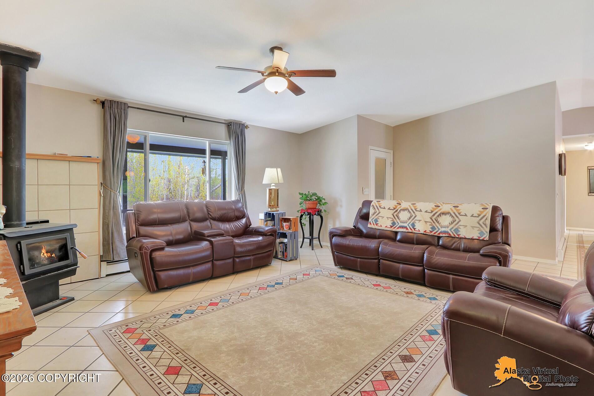 2630 E Whispering Woods Drive Property Photo 8