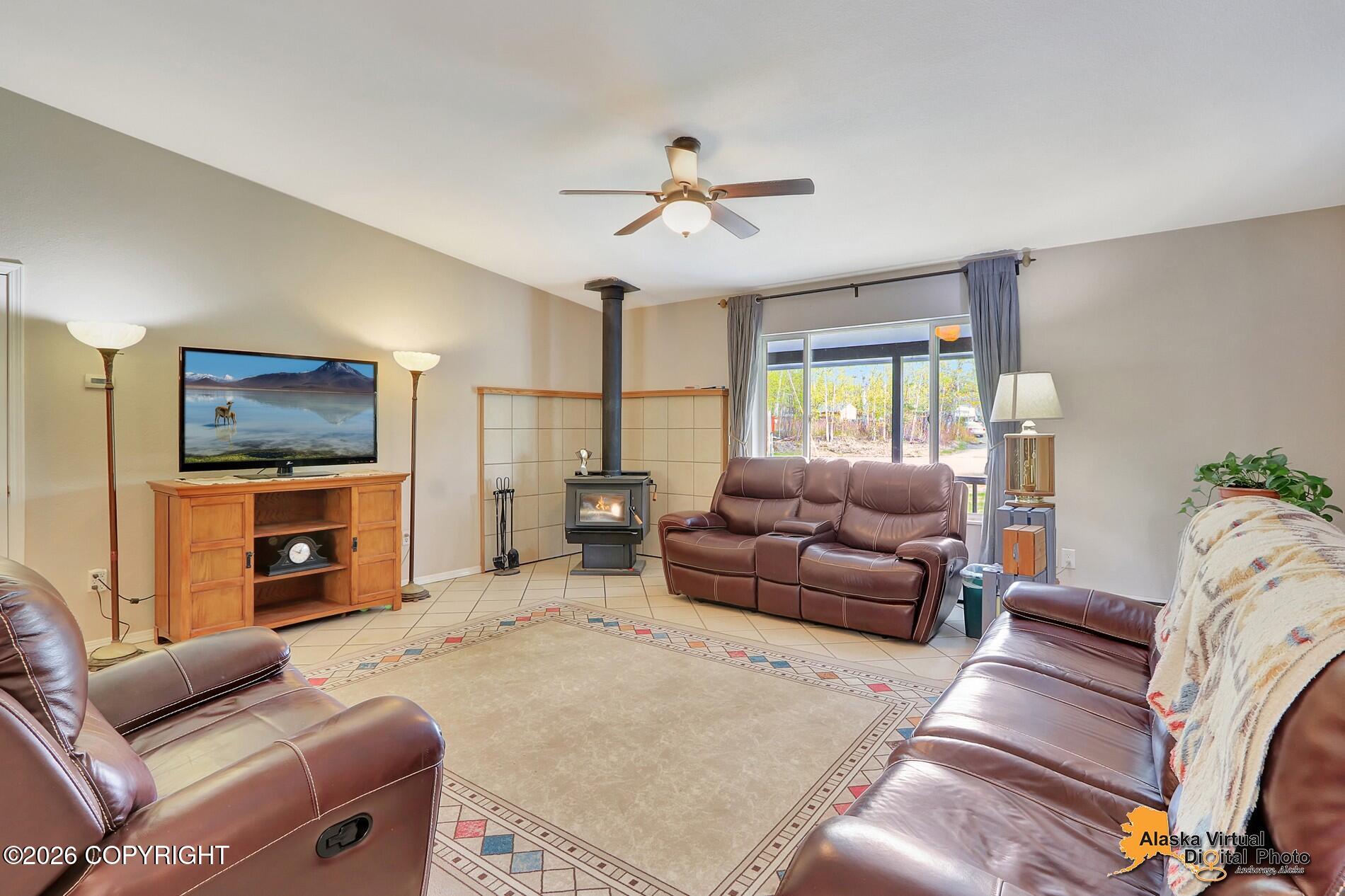 2630 E Whispering Woods Drive Property Photo 9