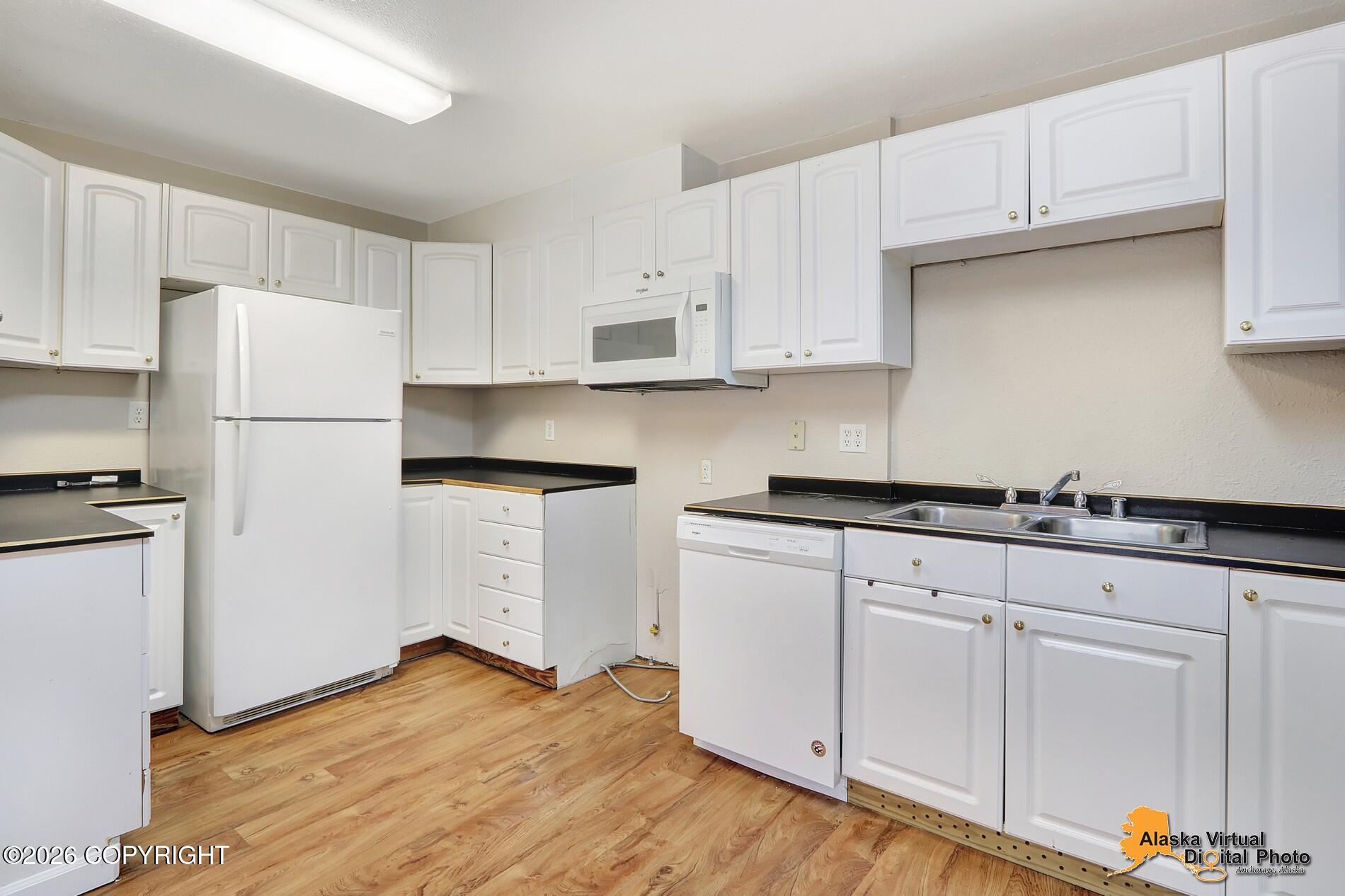 2630 E Whispering Woods Drive Property Photo 48