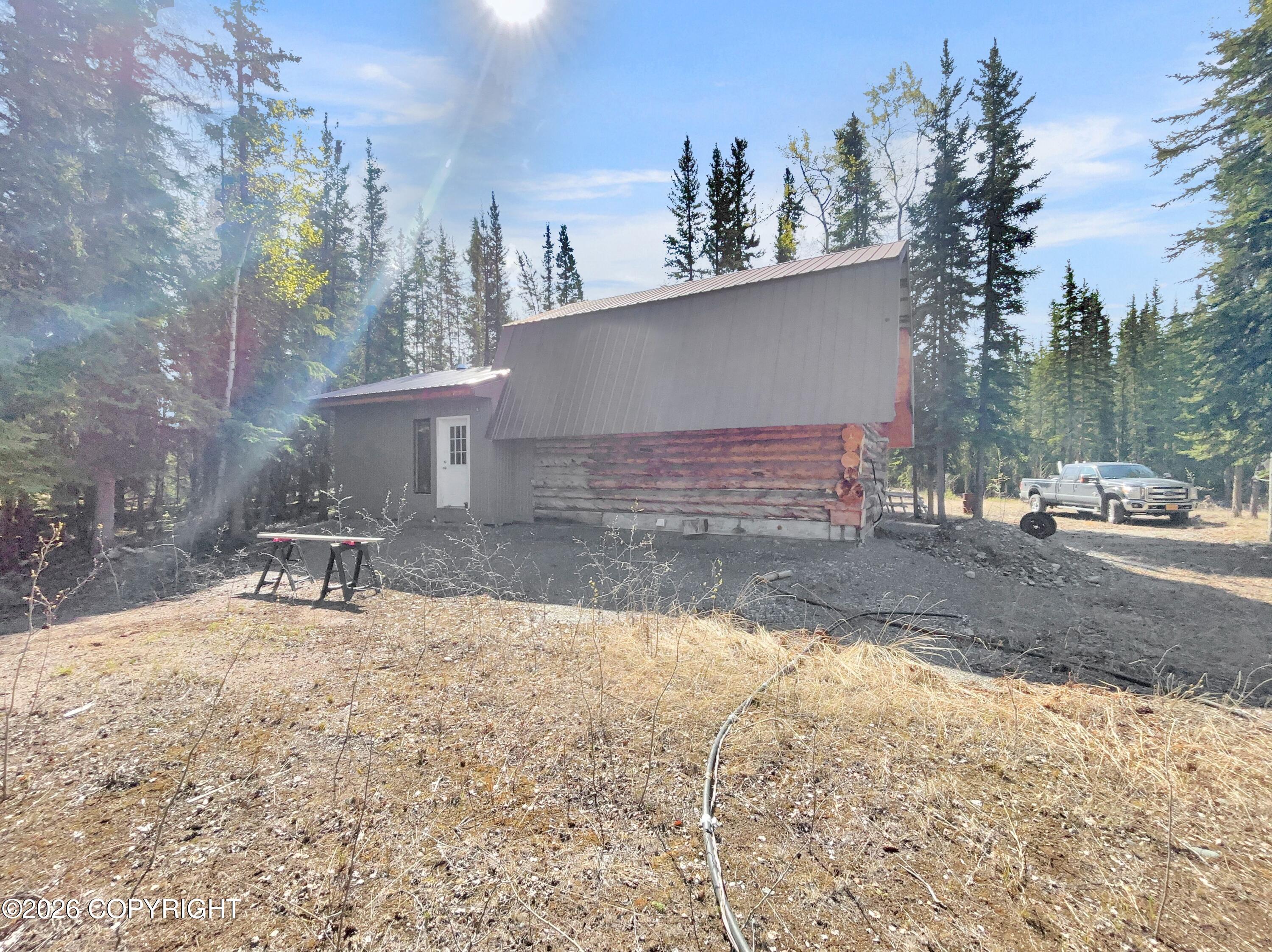 1318.5 Alaska Highway Property Photo 17