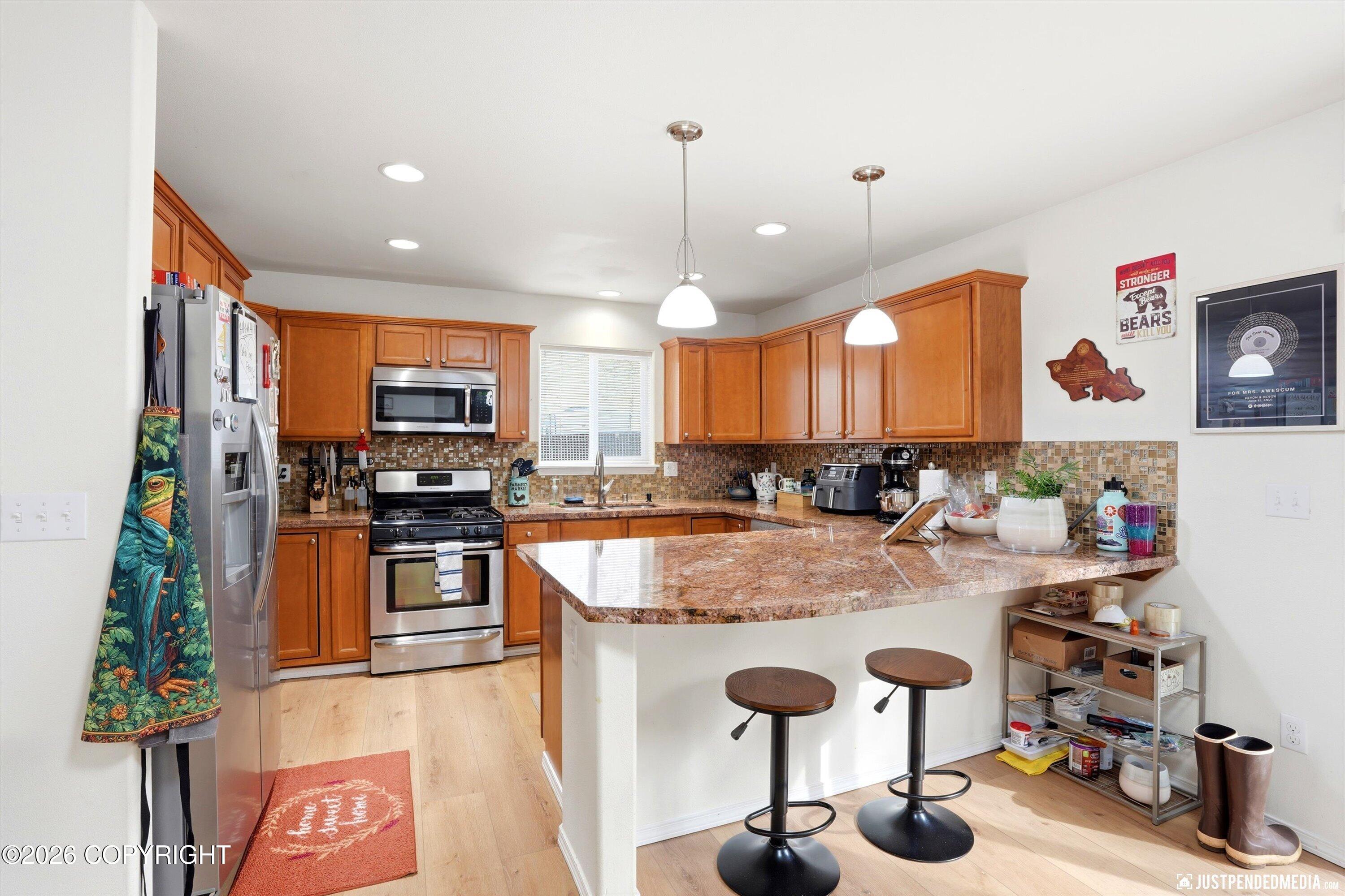 17427 Rachel Avenue Property Photo 8