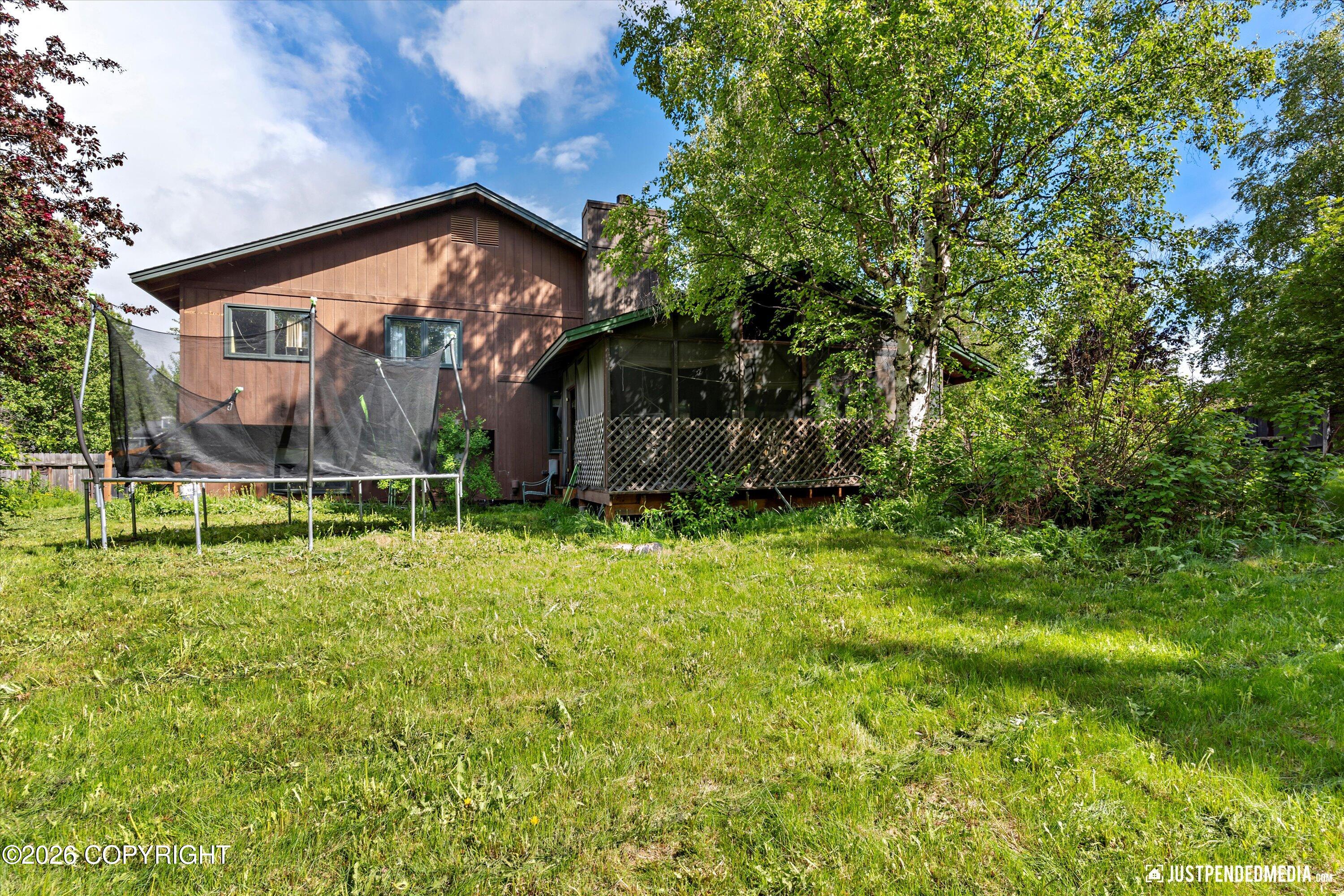 2020 N Kentucky Derby Drive Property Photo 6