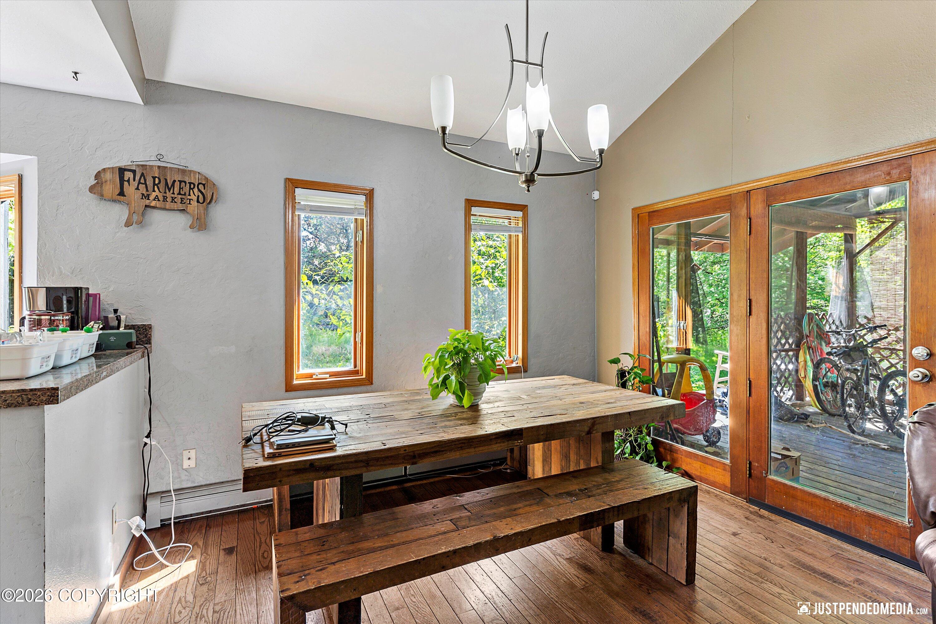 2020 N Kentucky Derby Drive Property Photo 9