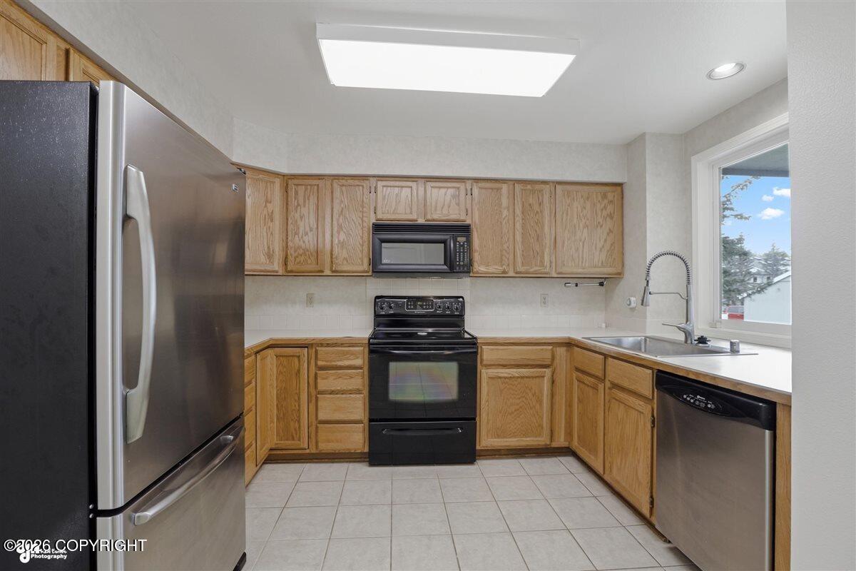 2945 Brittany Place Property Photo 9