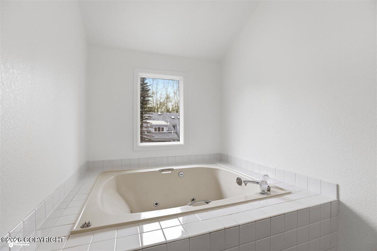 2945 Brittany Place Property Photo 29